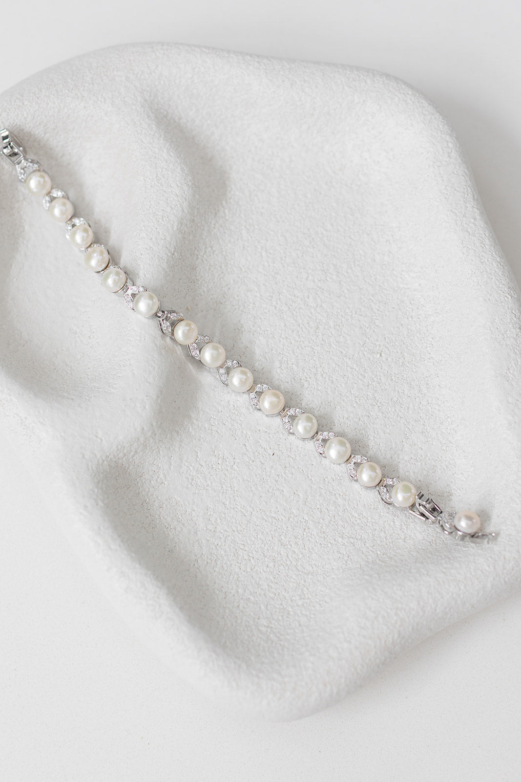 Buy Simone - Freshwater Pearl Bridal Bracelet online | The White Collection Australia