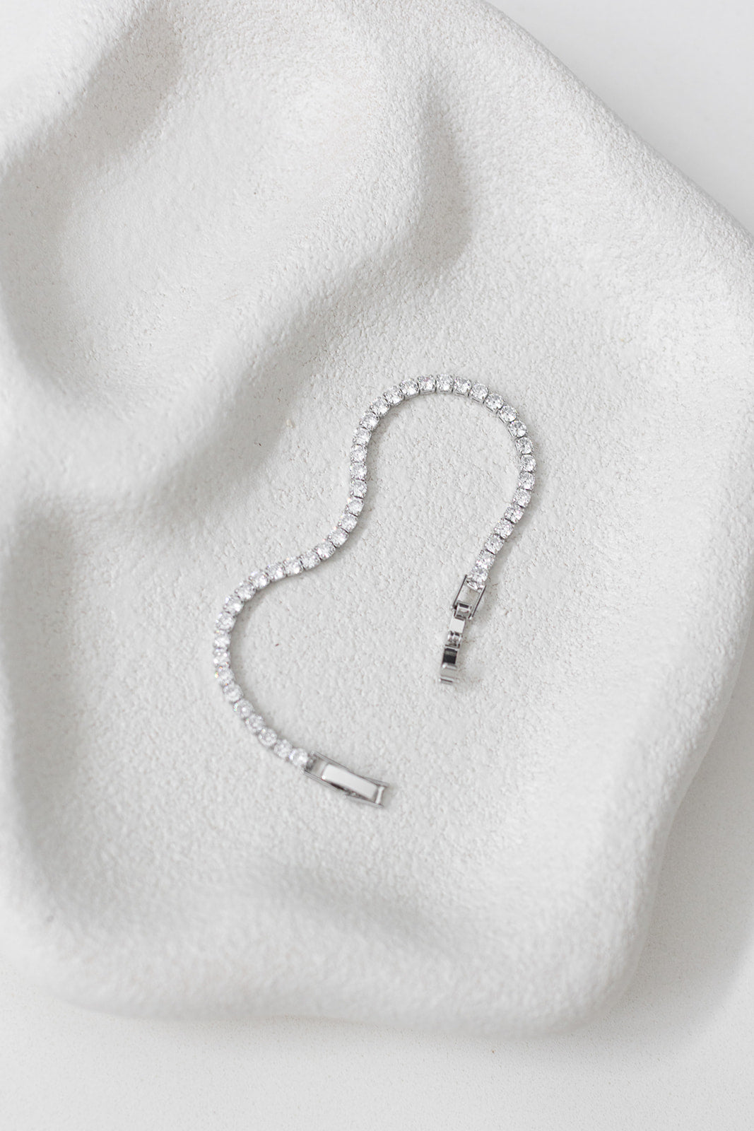 Abbie - Delicate Bridal Tennis Bracelet