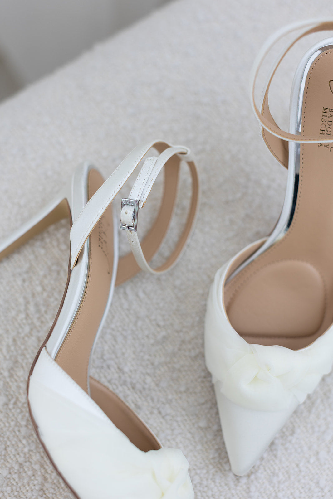 Federica - Pointed Toe Ankle Strap Pumps - Ivory