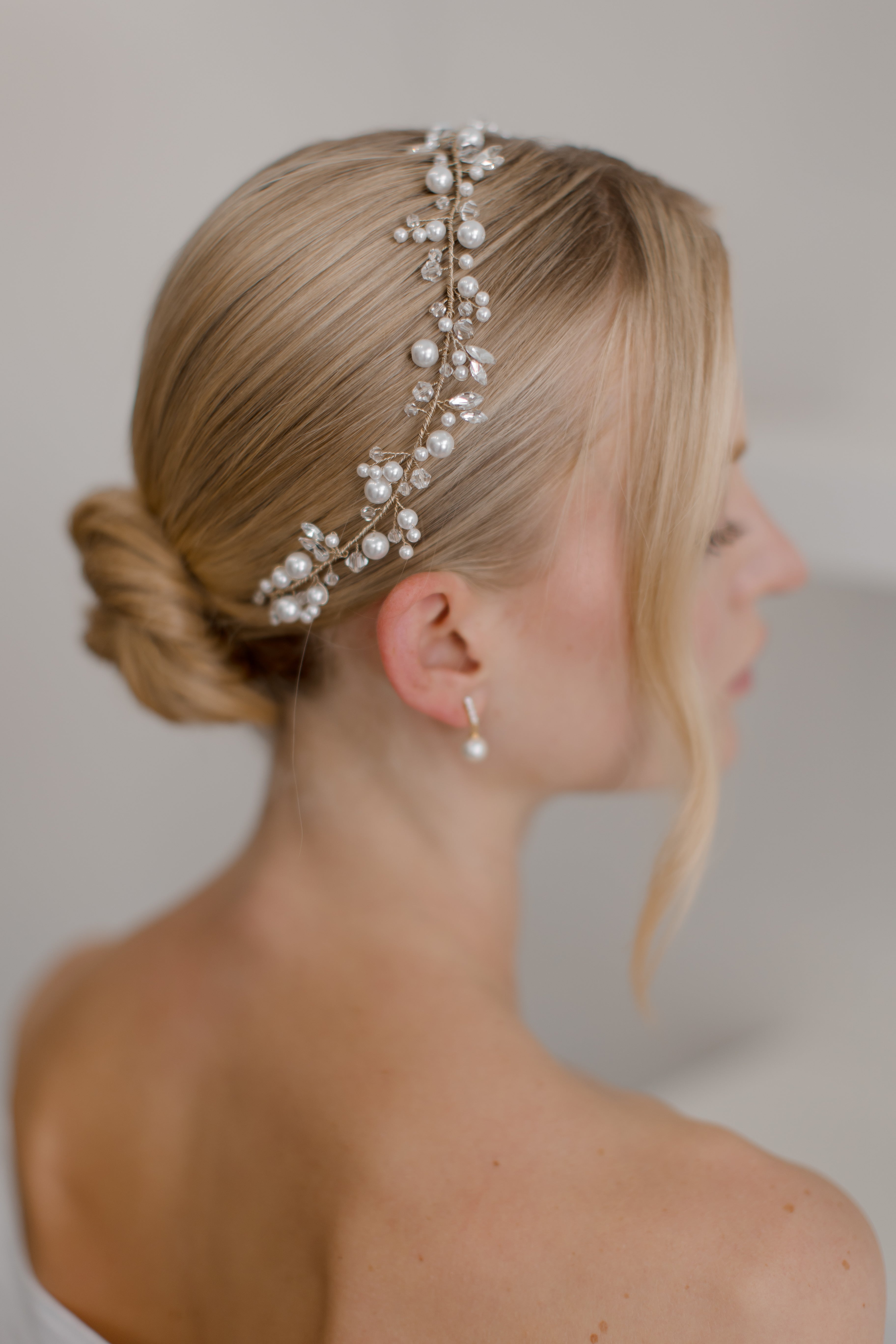 Buy Cleo Pearl & Crystal Bridal Hair Vine online | The White Collection Australia