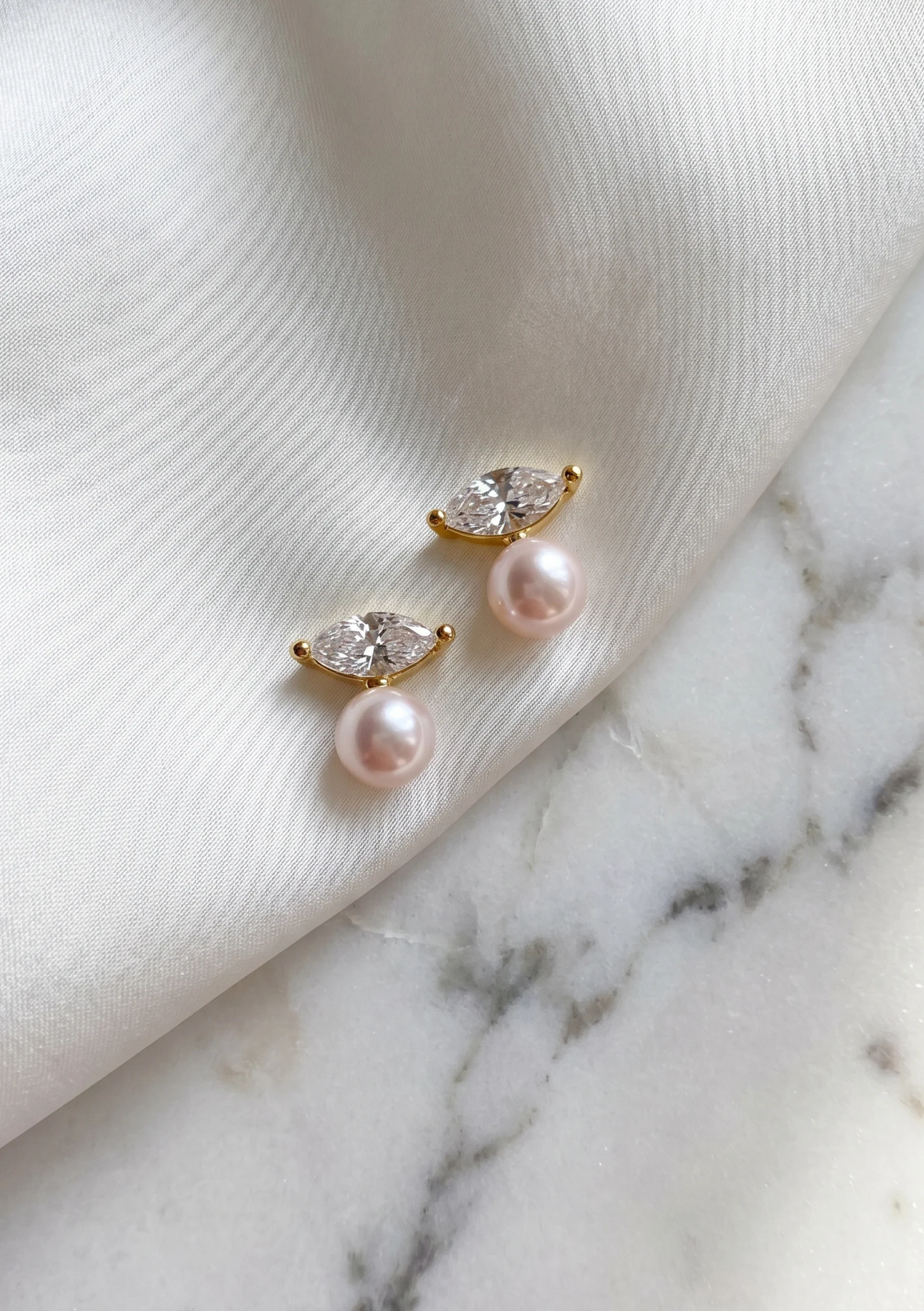 Lola Knight - Esme - Crystal Pearl Stud Earrings - 18K Gold