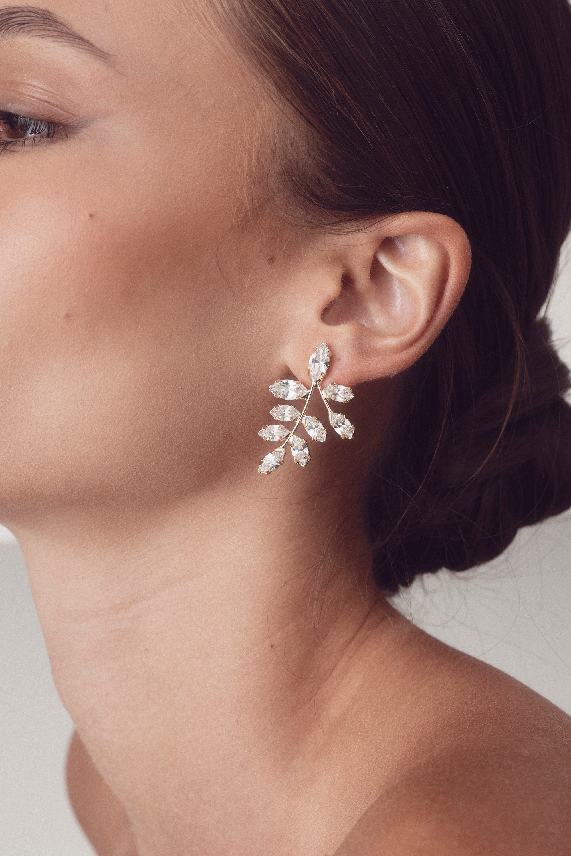 Buy Elizabeth Bower - Eden Mini Cluster Crystal Stud - Gold online | The White Collection Australia