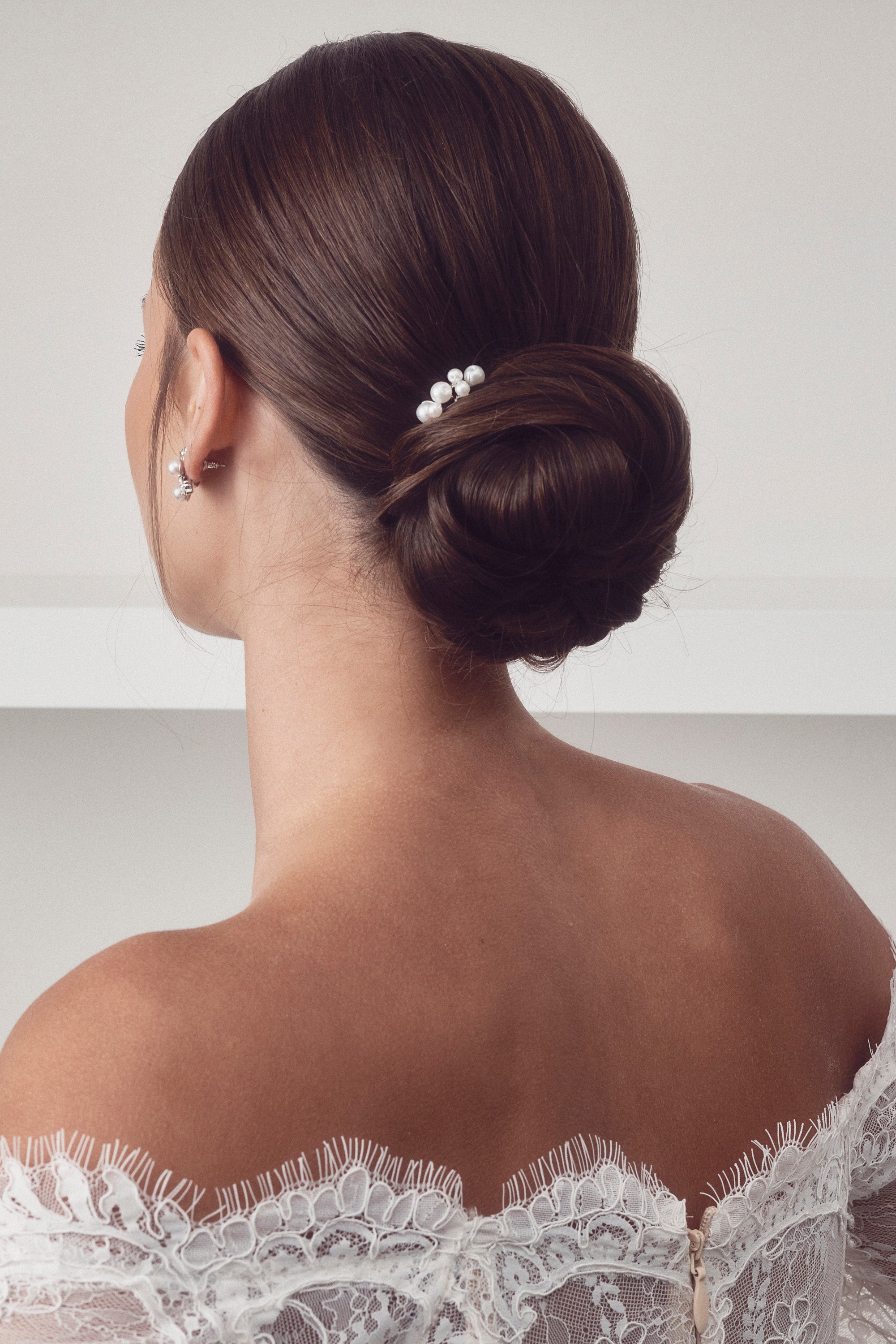 Naomi - Petite Double Pearl Bridal Hair Pins