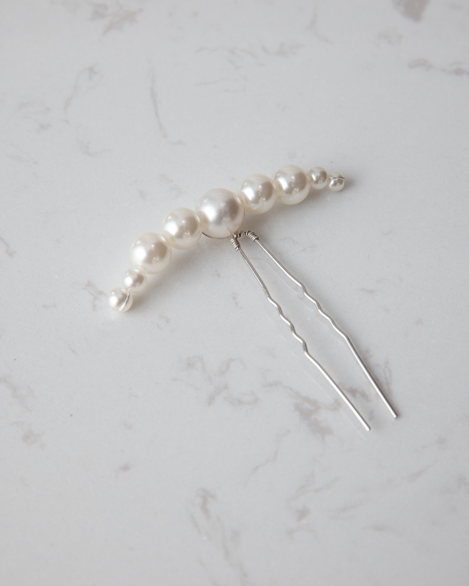 Mary - Pearl Bridal Hair Pin