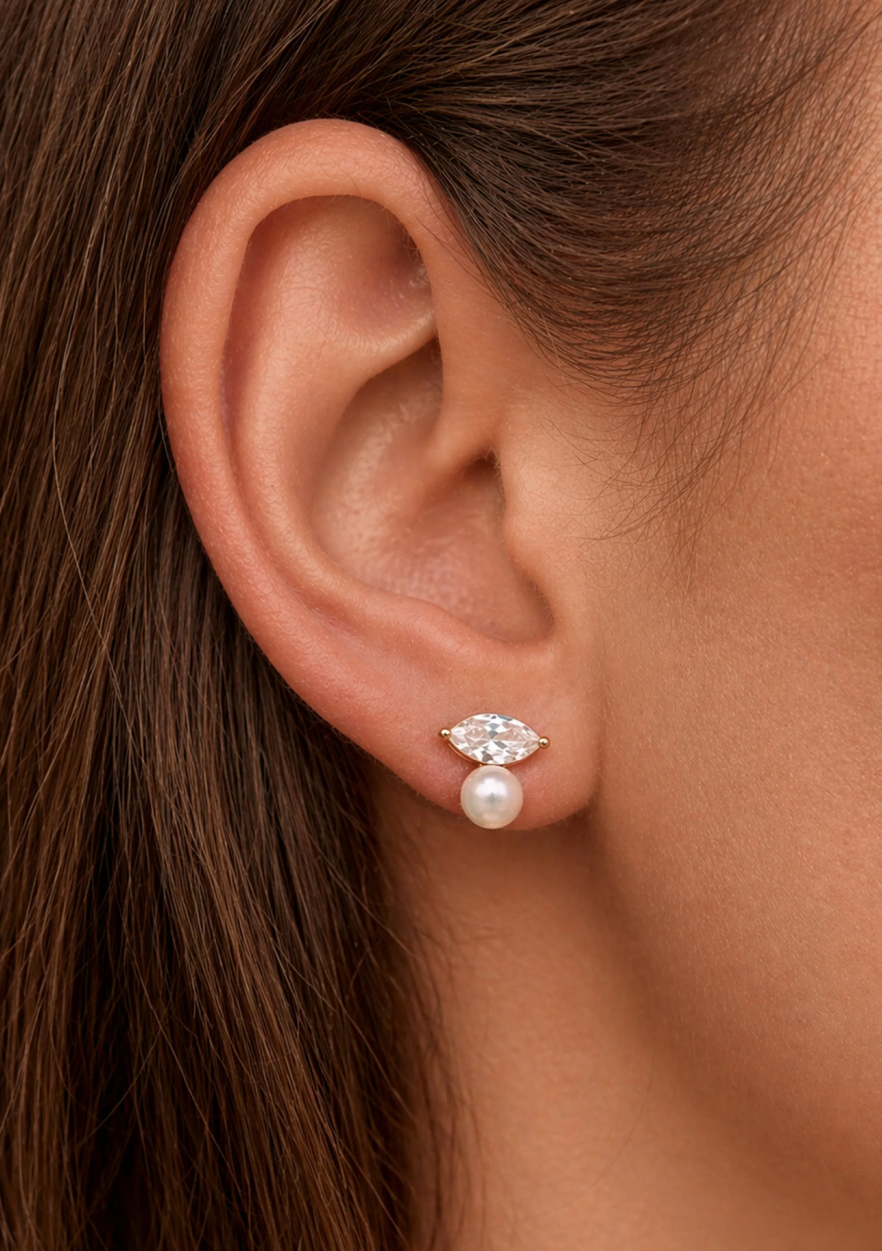 Lola Knight - Esme - Crystal Pearl Stud Earrings - 18K Gold