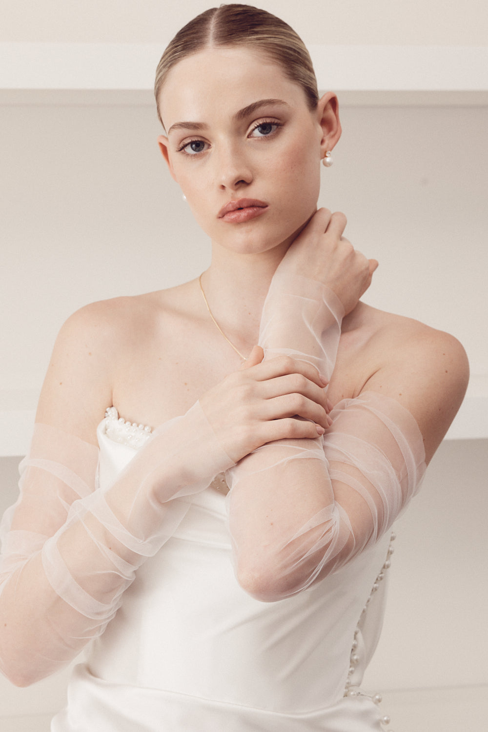 Buy The White Collection Accessories - Annabelle - White Tulle Gloves online | The White Collection Australia