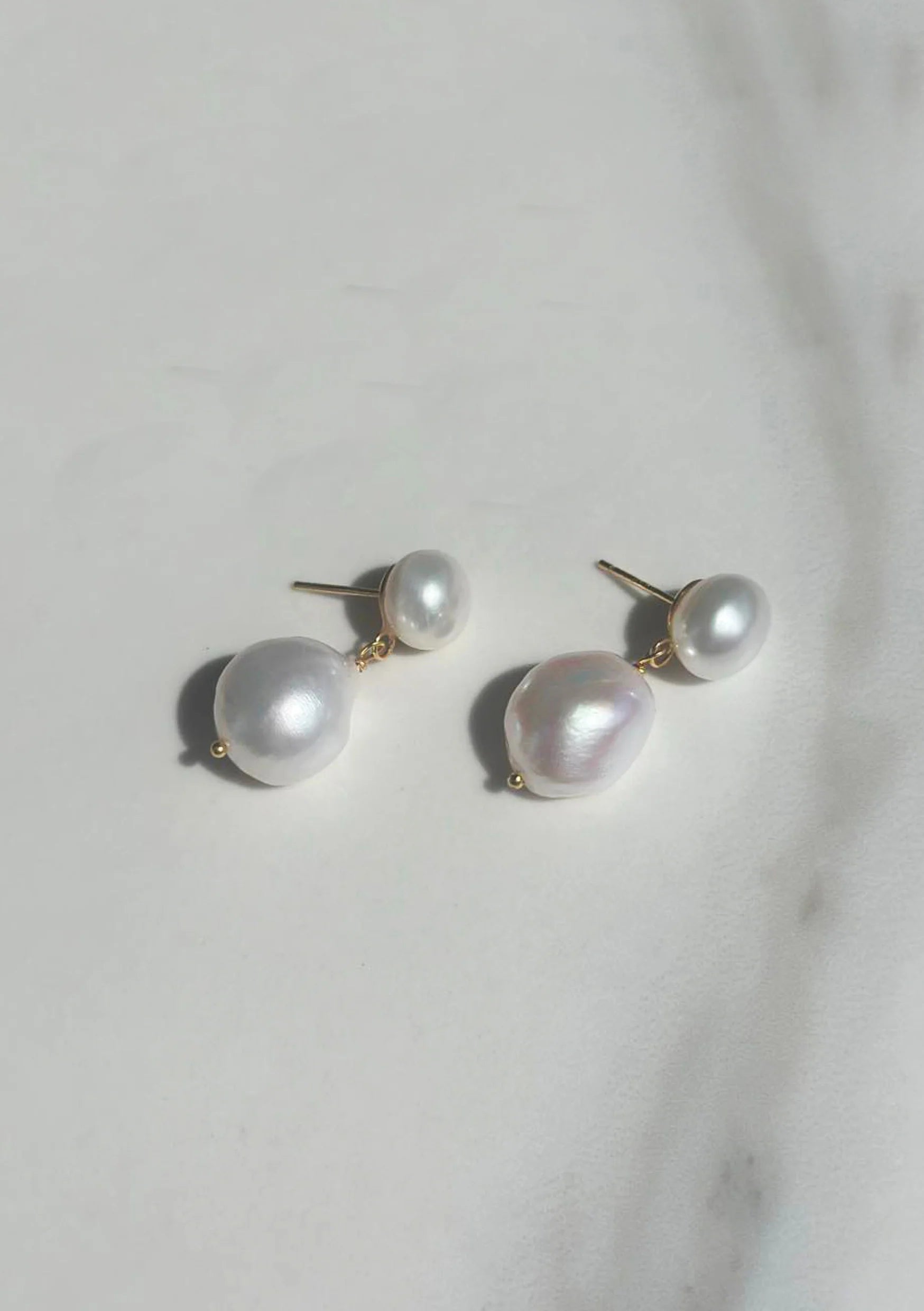 Lola Knight - Audrey - Pearl Drop Bridal Earrings - 18K Gold