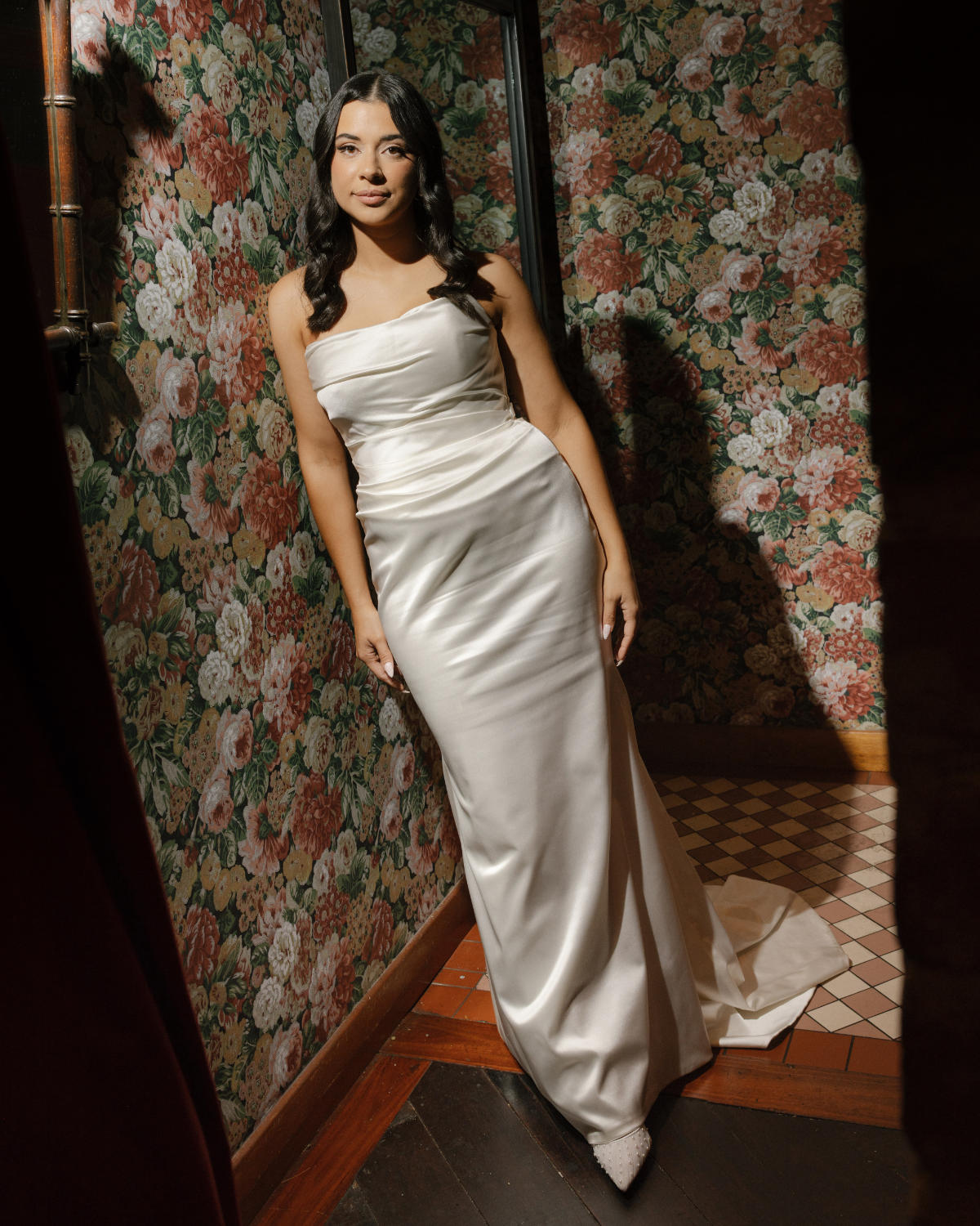 Chantelle Pearl - White Tulle Point with Handsewn Pearls