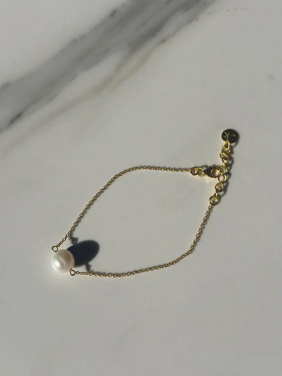 Lola Knight - Christie Pearl Bridal Bracelet - Gold