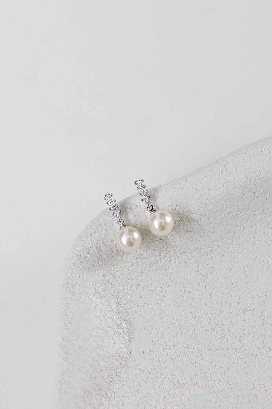 Buy Cynthia - Simple Classic Pearl Drop Bridal Earrings online | The White Collection Australia