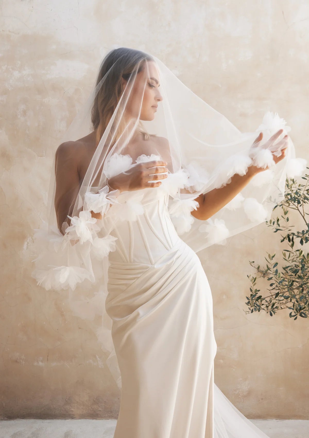 Lola Knight - Delanie - Ivory Double Tier Flower Lace Wedding Veil 3m