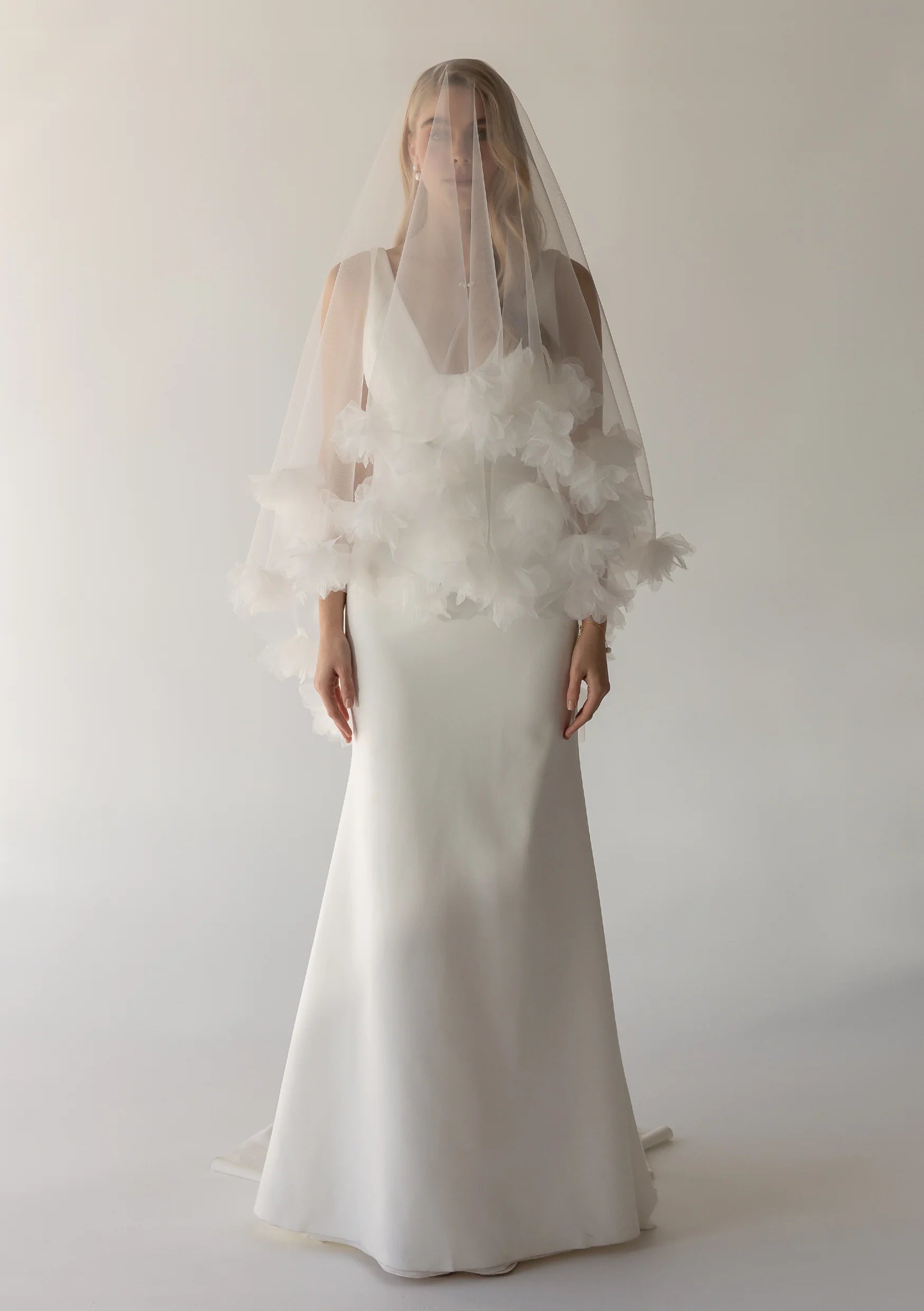 Lola Knight - Delanie - Double Tier Flower Lace Wedding Veil - Ivory