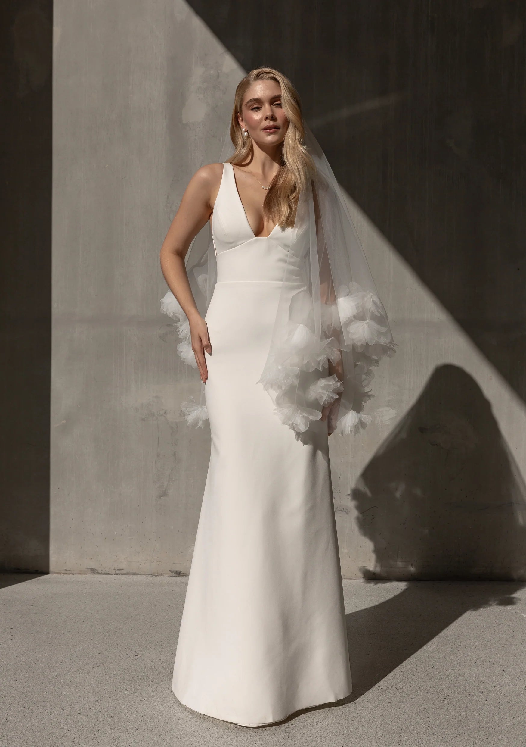 Lola Knight - Delanie - Double Tier Flower Lace Wedding Veil - Ivory