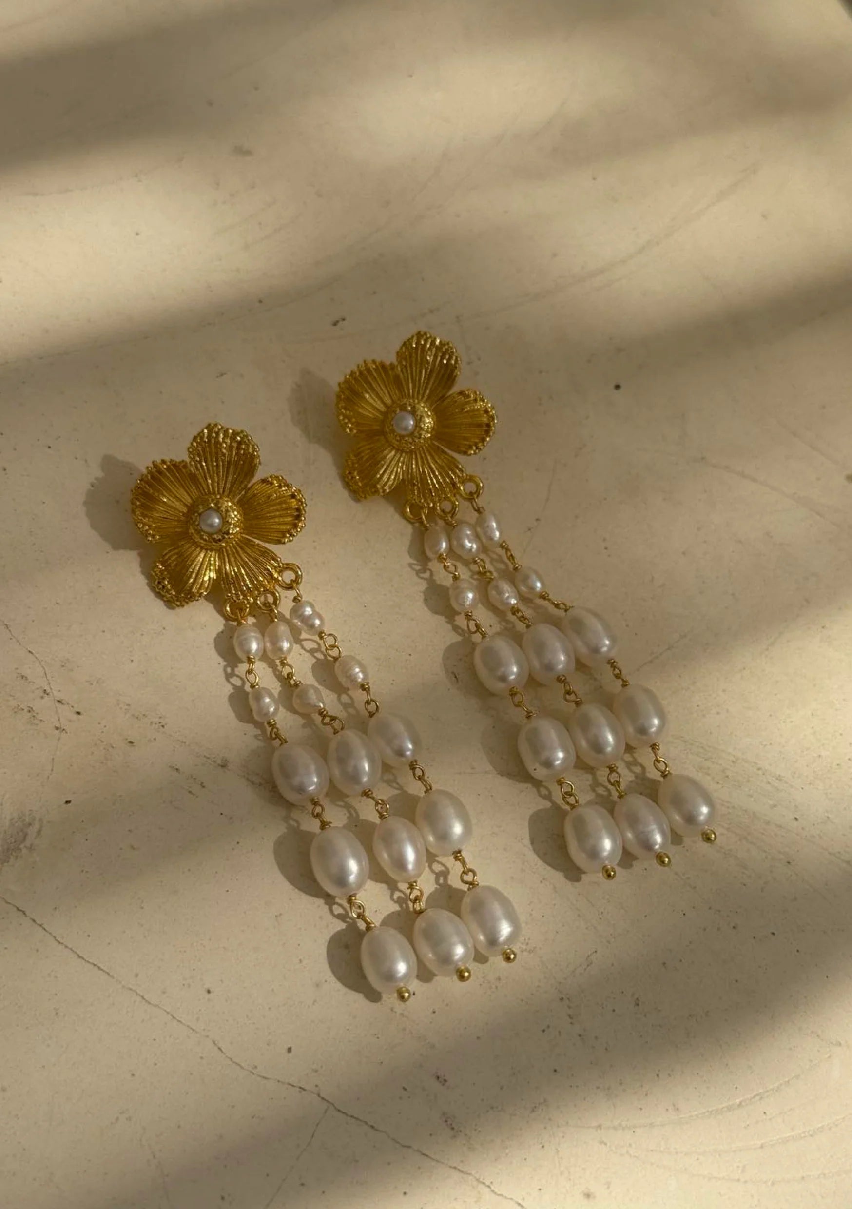 Lola Knight - Delilah - Pearl Drop Bridal Earrings - 18K Gold