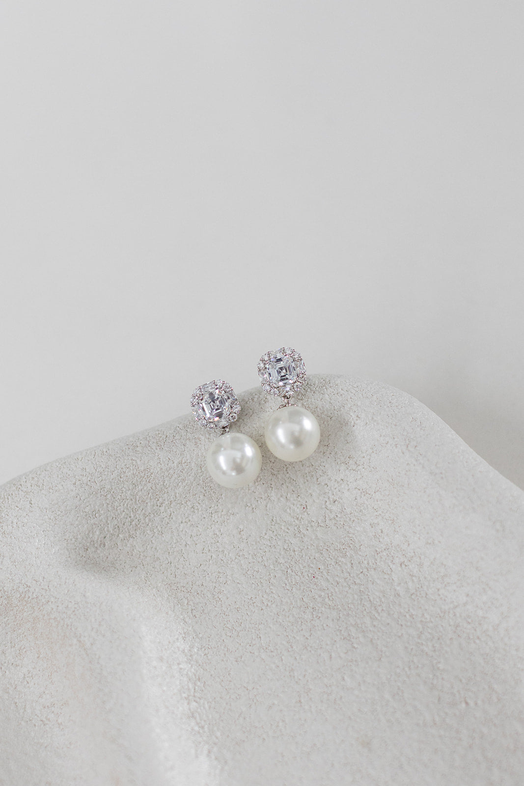 Buy Gianna - Crystal Pearl Bridal Drop Earrings online | The White Collection Australia