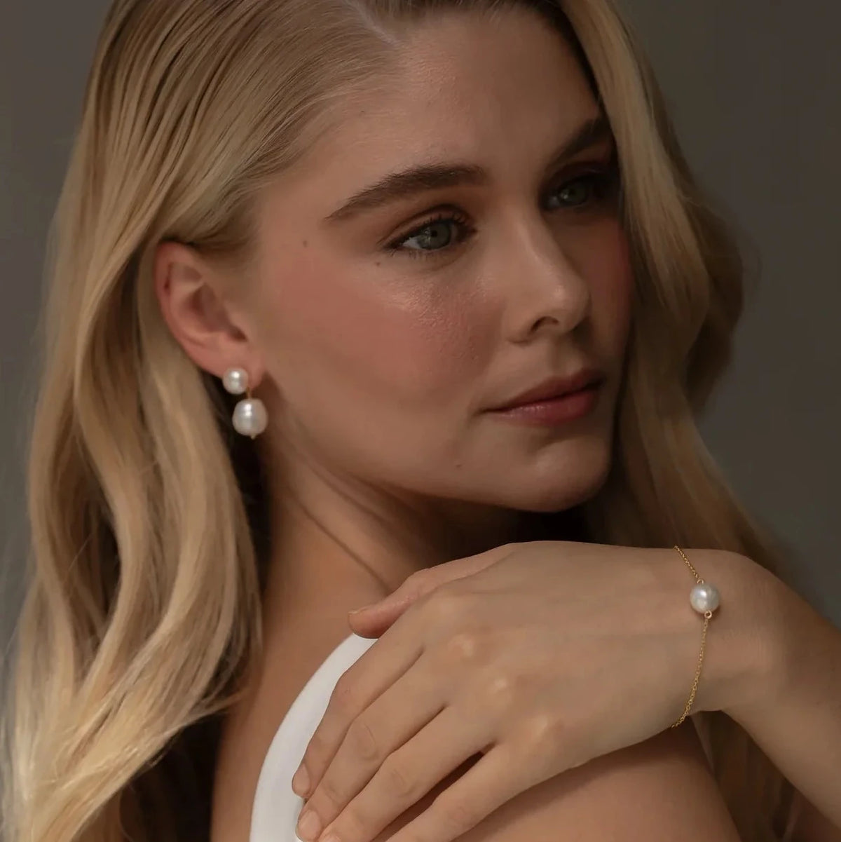 Audrey & Christie Gold Set