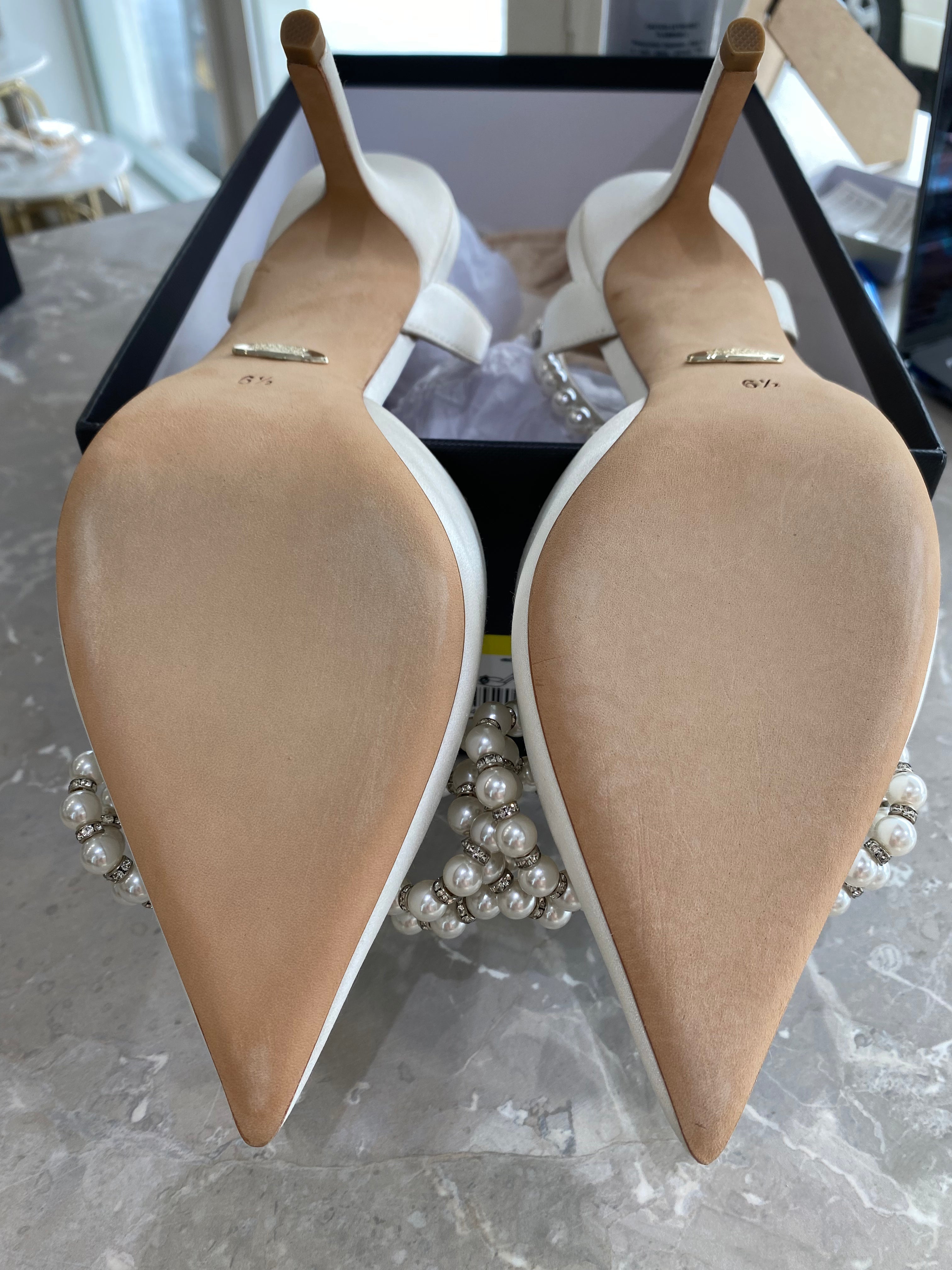 SAMPLE - Faint White - Size 6.5