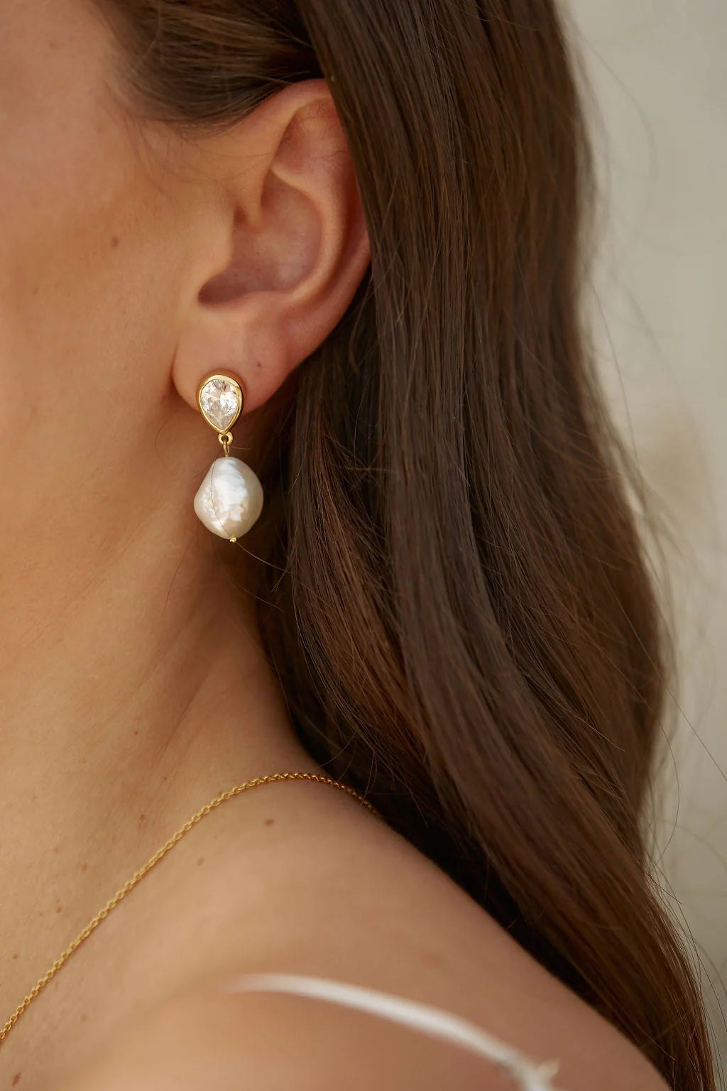 Buy Lola Knight - Oceane - Pearl & Teardrop Crystal Earrings - 18K Gold online | The White Collection Australia