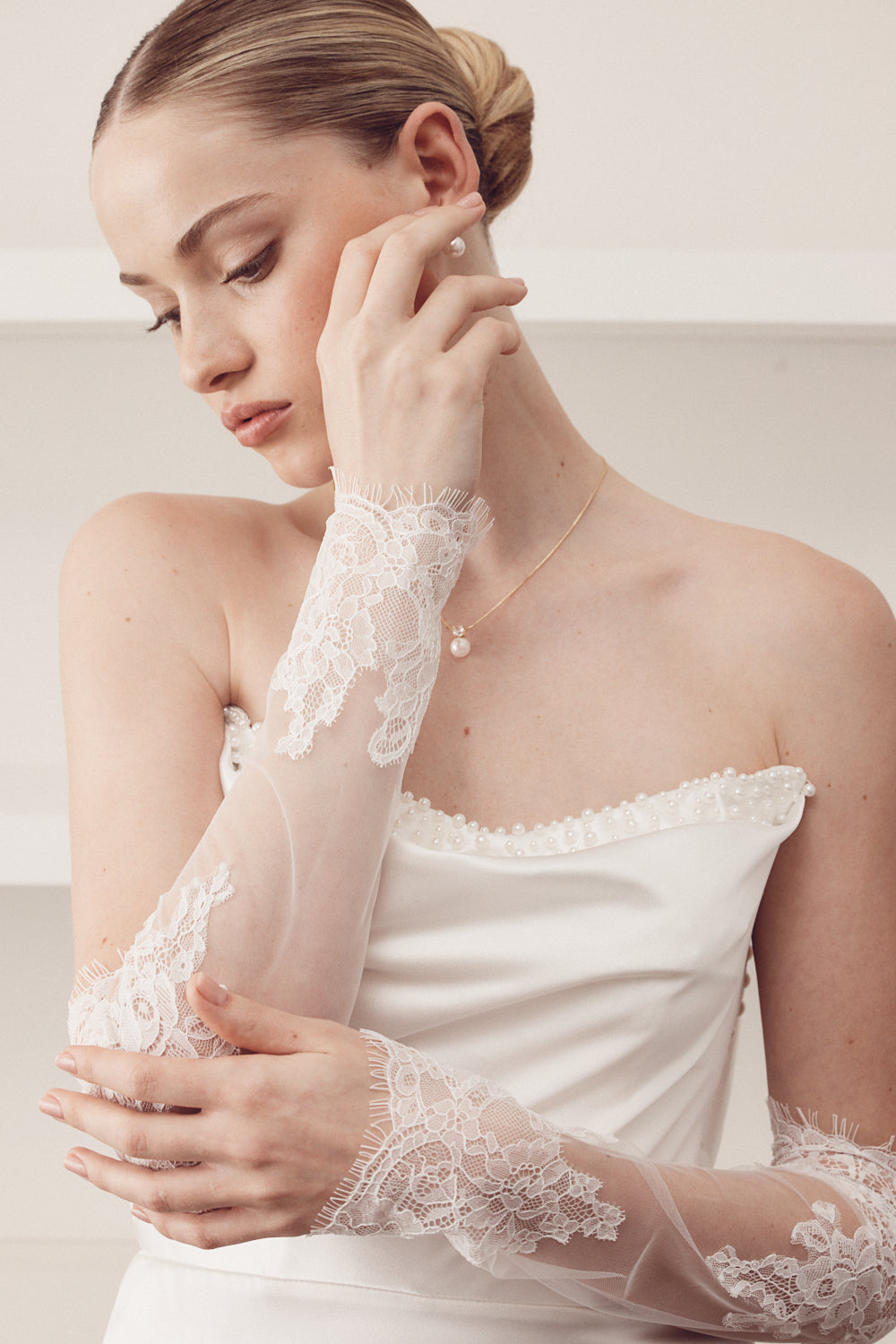Buy The White Collection Accessories - Louise - White Tulle Gloves online | The White Collection Australia