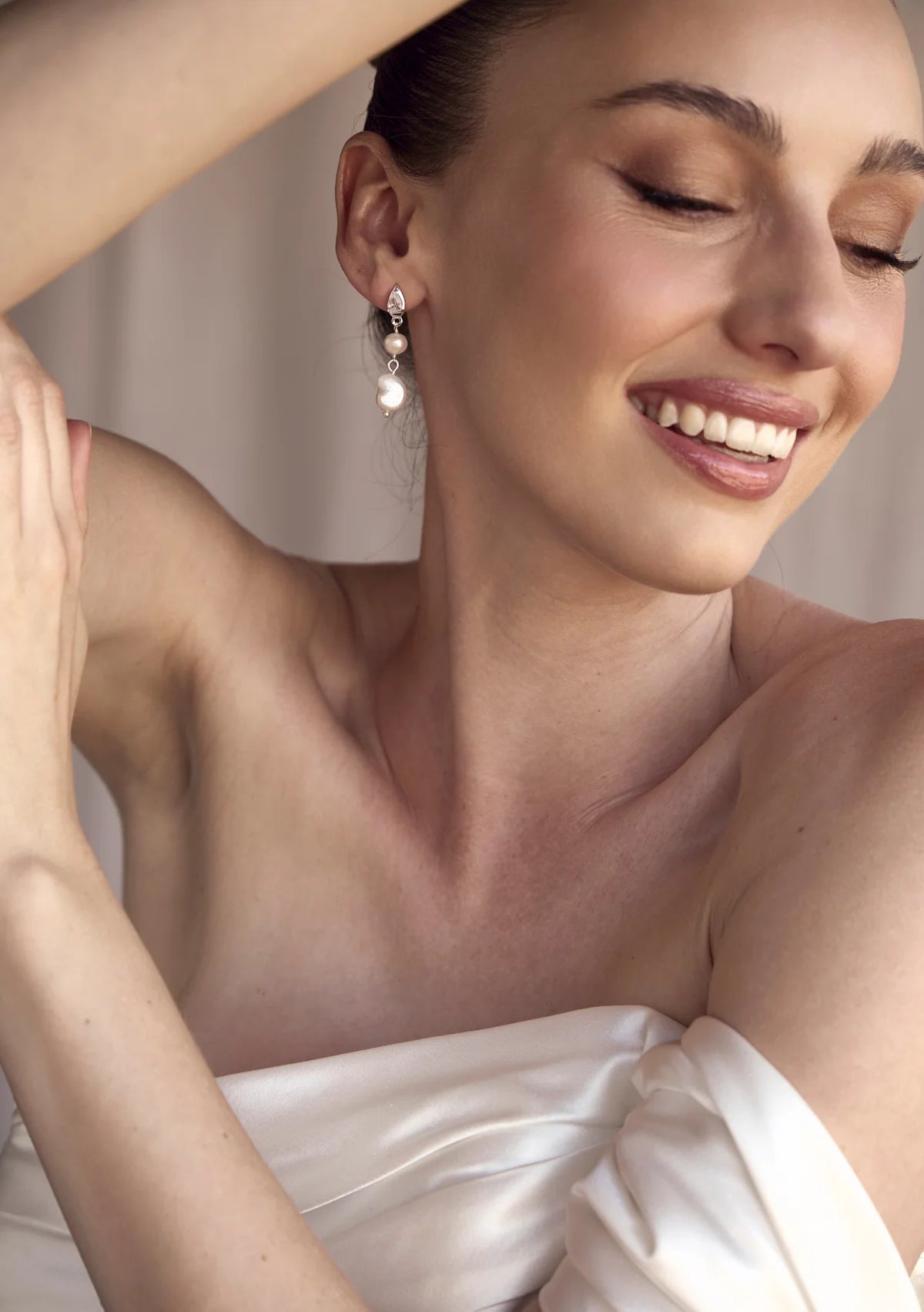 Buy Lola Knight - Lulu - Pearl & Crystal Drop Earrings - Silver online | The White Collection Australia