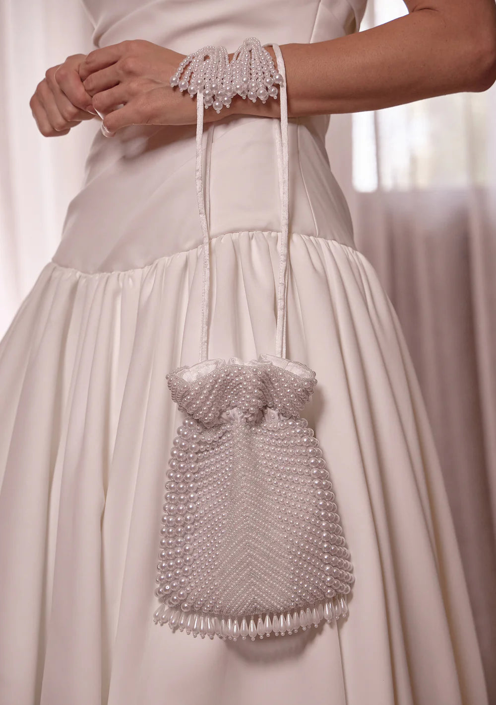 Lola Knight - Maia White Pearl Bridal Bag