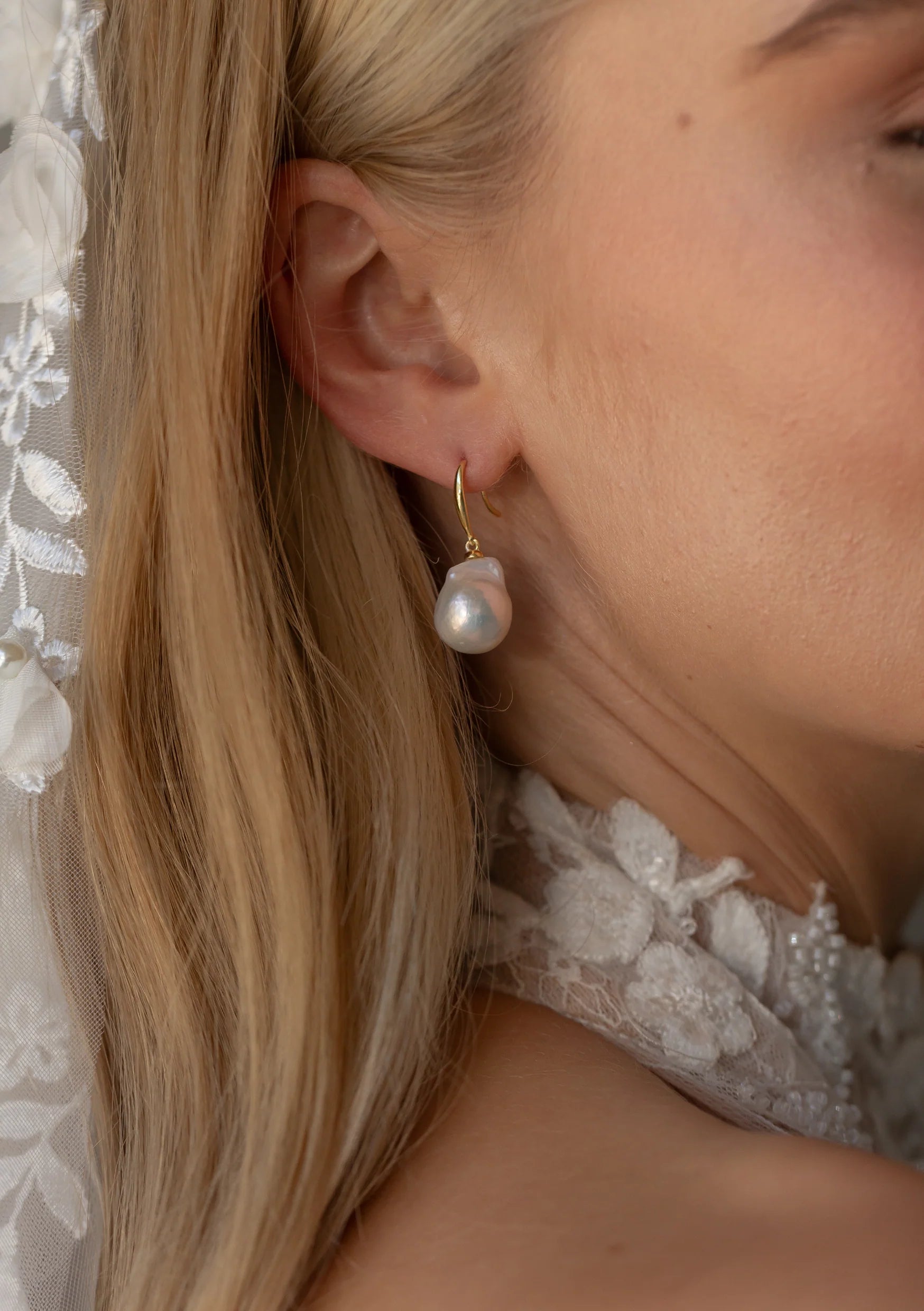 Buy Lola Knight - Mia - Pearl Drop Bridal Earrings - Gold online | The White Collection Australia