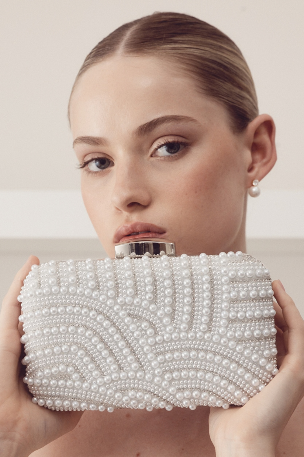 Buy Sirena - Wave Pearl Box Clutch - Silver online | The White Collection Australia