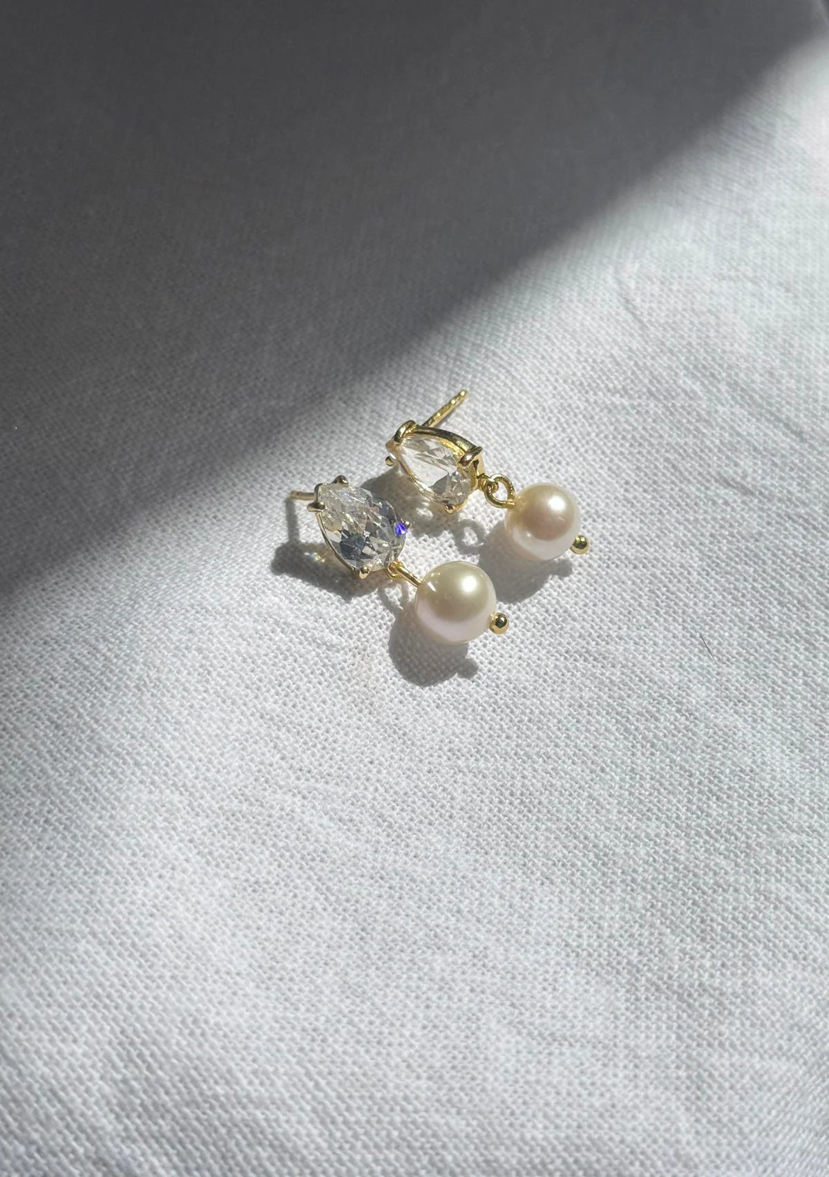 Buy Lola Knight - Sutton - Pearl & Teardrop Crystal Earrings - 18K Gold online | The White Collection Australia