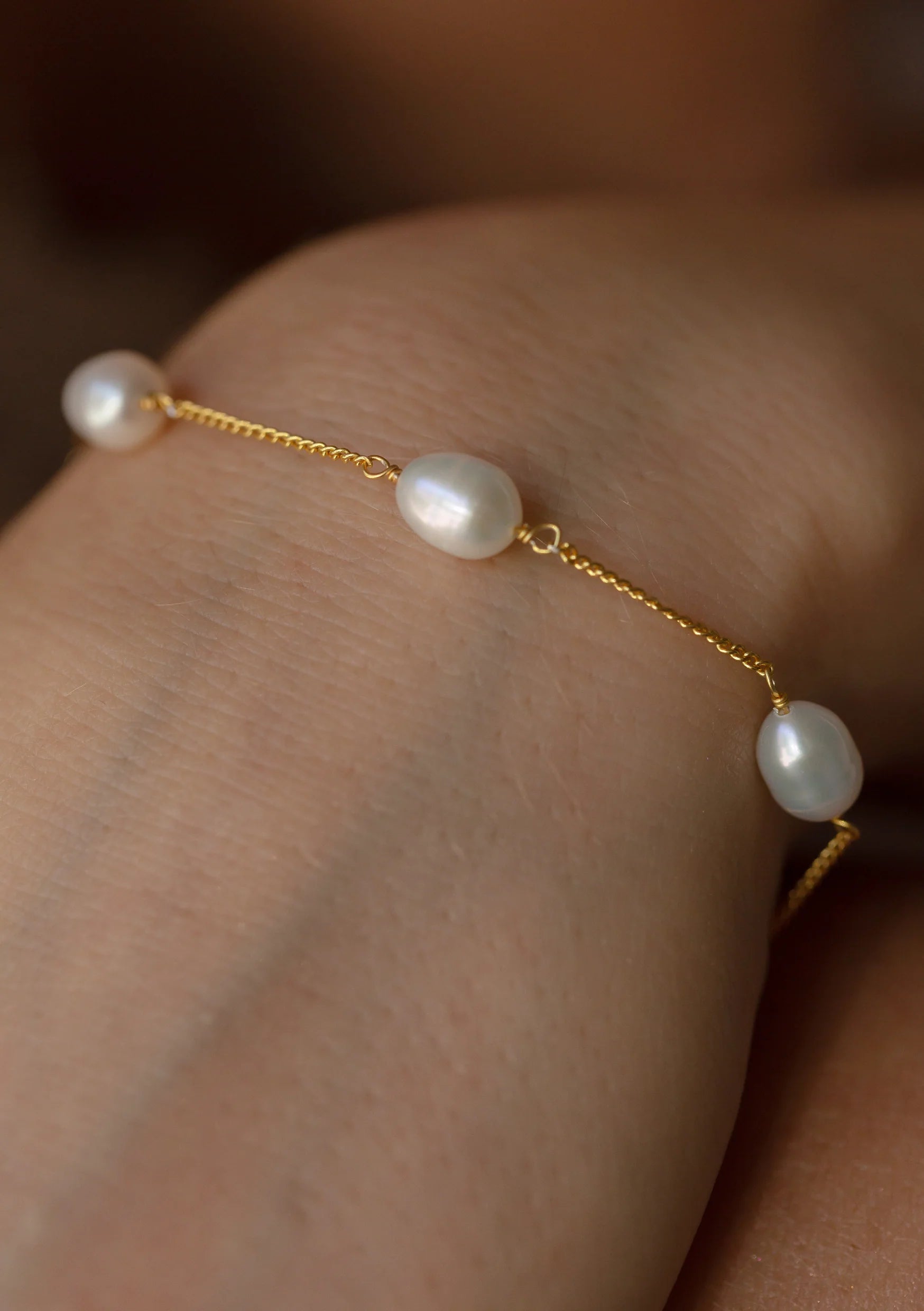 Lola Knight - Faith Pearl Bridal Bracelet - Gold