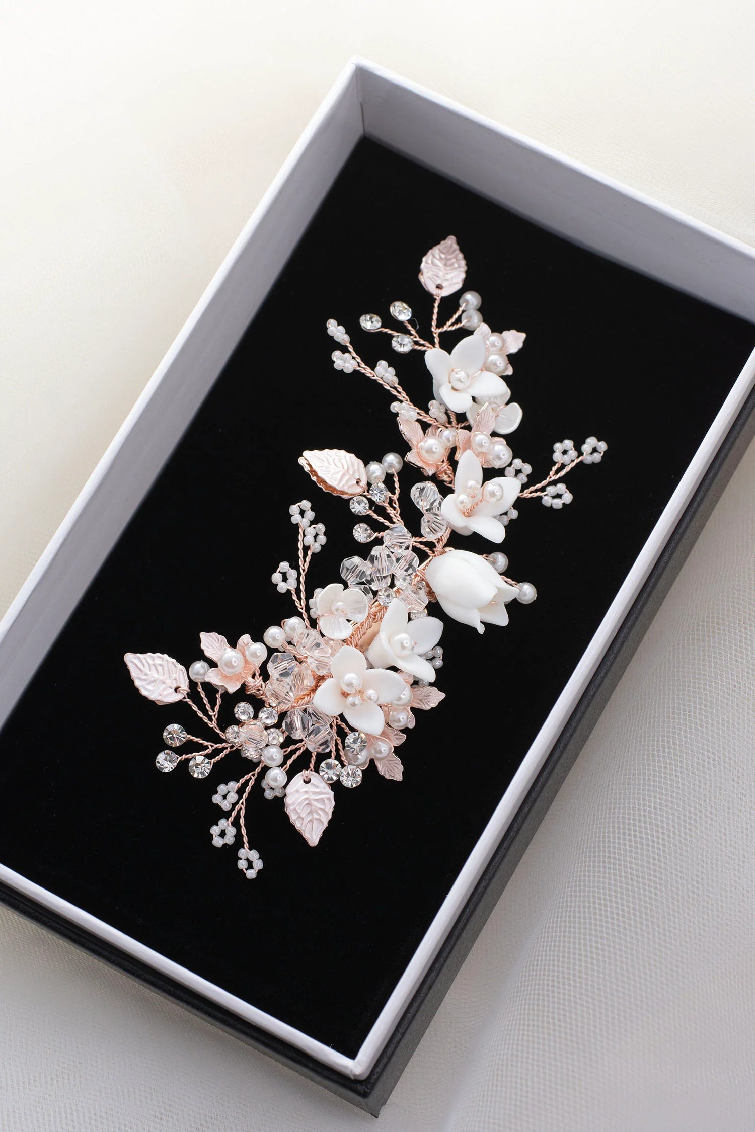 Harper - Porcelain Flower Pearl Bridal Hair Clip