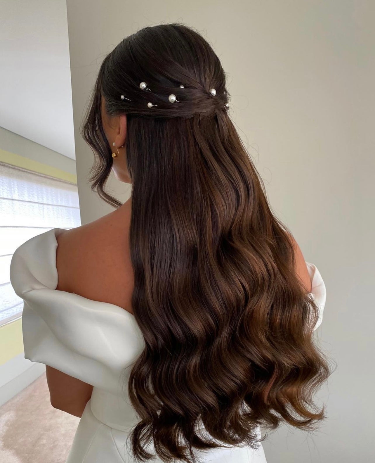 Mila - Pearl Bridal Hair Pin Trio