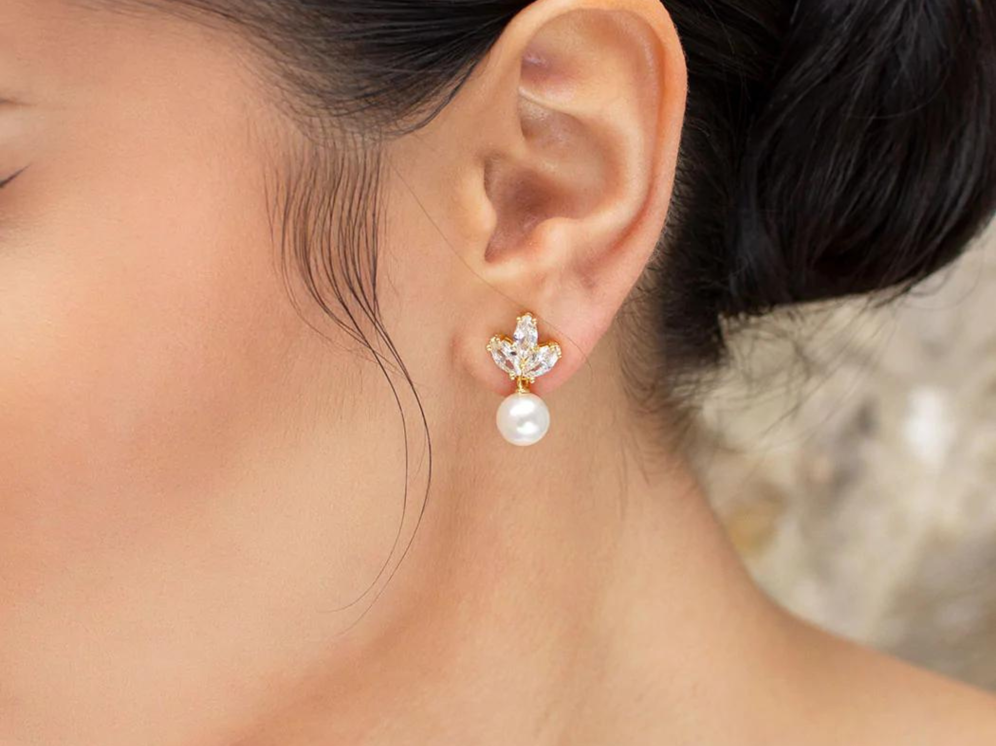 Buy Lola - Pretty Pearl Drop Bridal Earrings online | The White Collection Australia