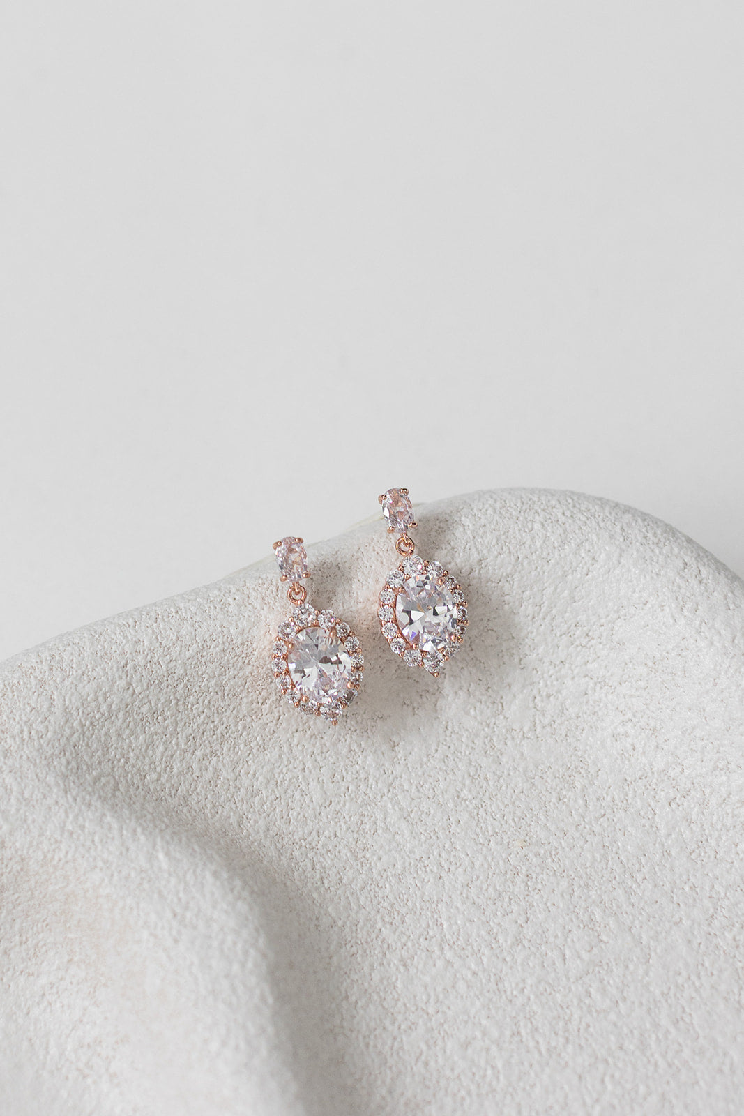 Anna - Classic Oval Drop Crystal Bridal Earrings