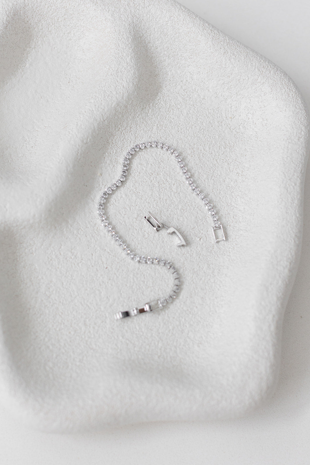 Olive - Delicate Oval Bridal Tennis Bracelet