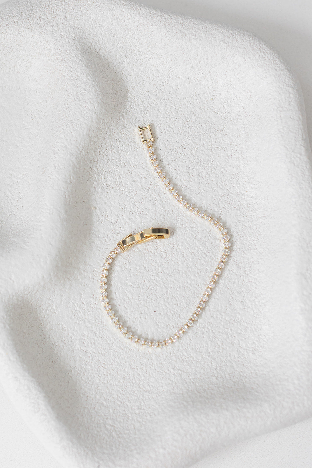 Olive - Delicate Oval Bridal Tennis Bracelet