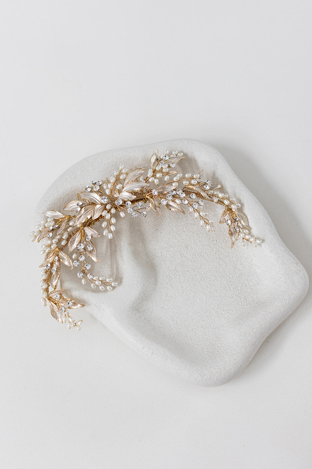Buy Amelia - Statement Leaf Crystal Pearl Bridal Comb online | The White Collection Australia