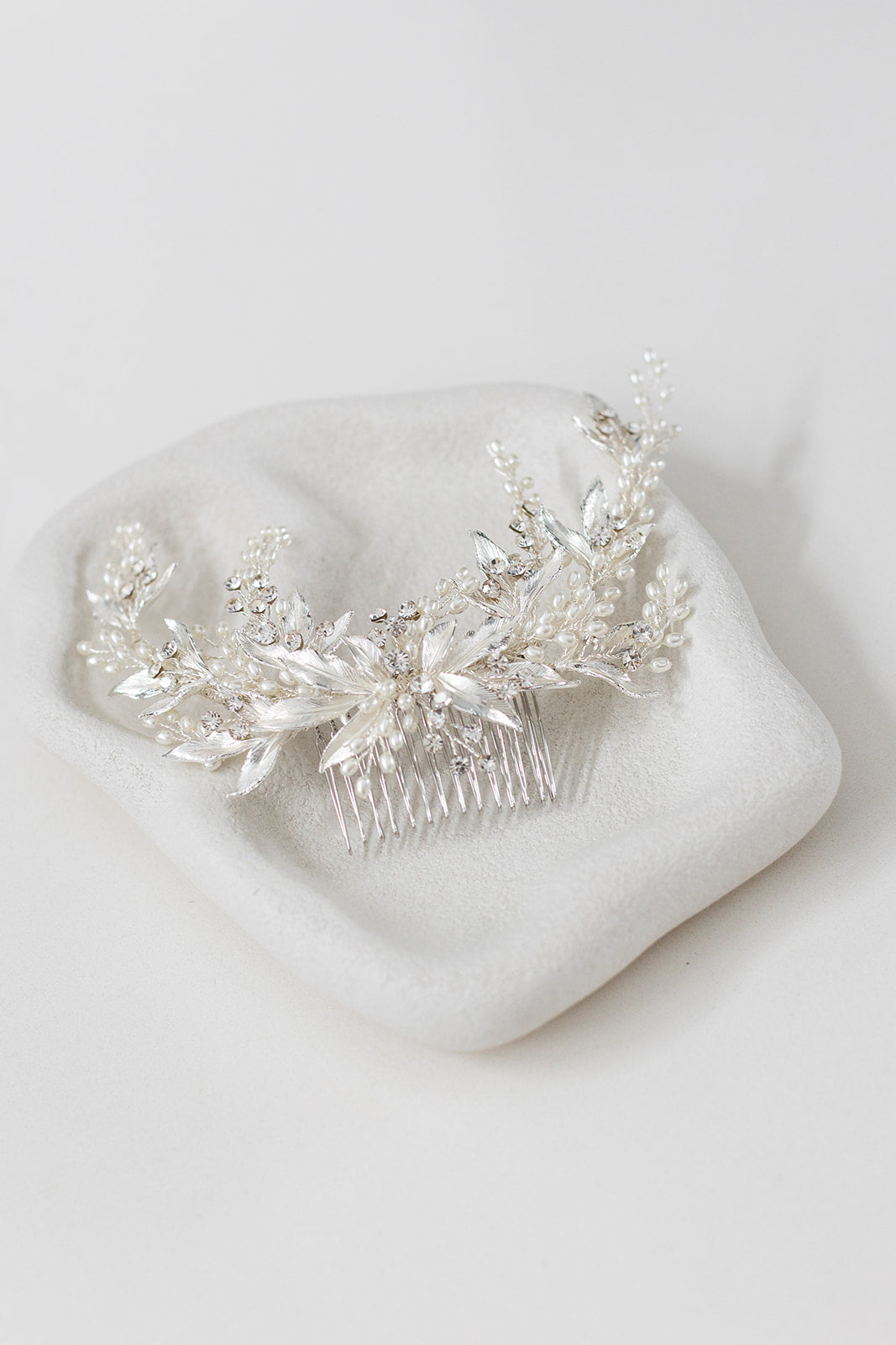 Buy Amelia - Statement Leaf Crystal Pearl Bridal Comb online | The White Collection Australia
