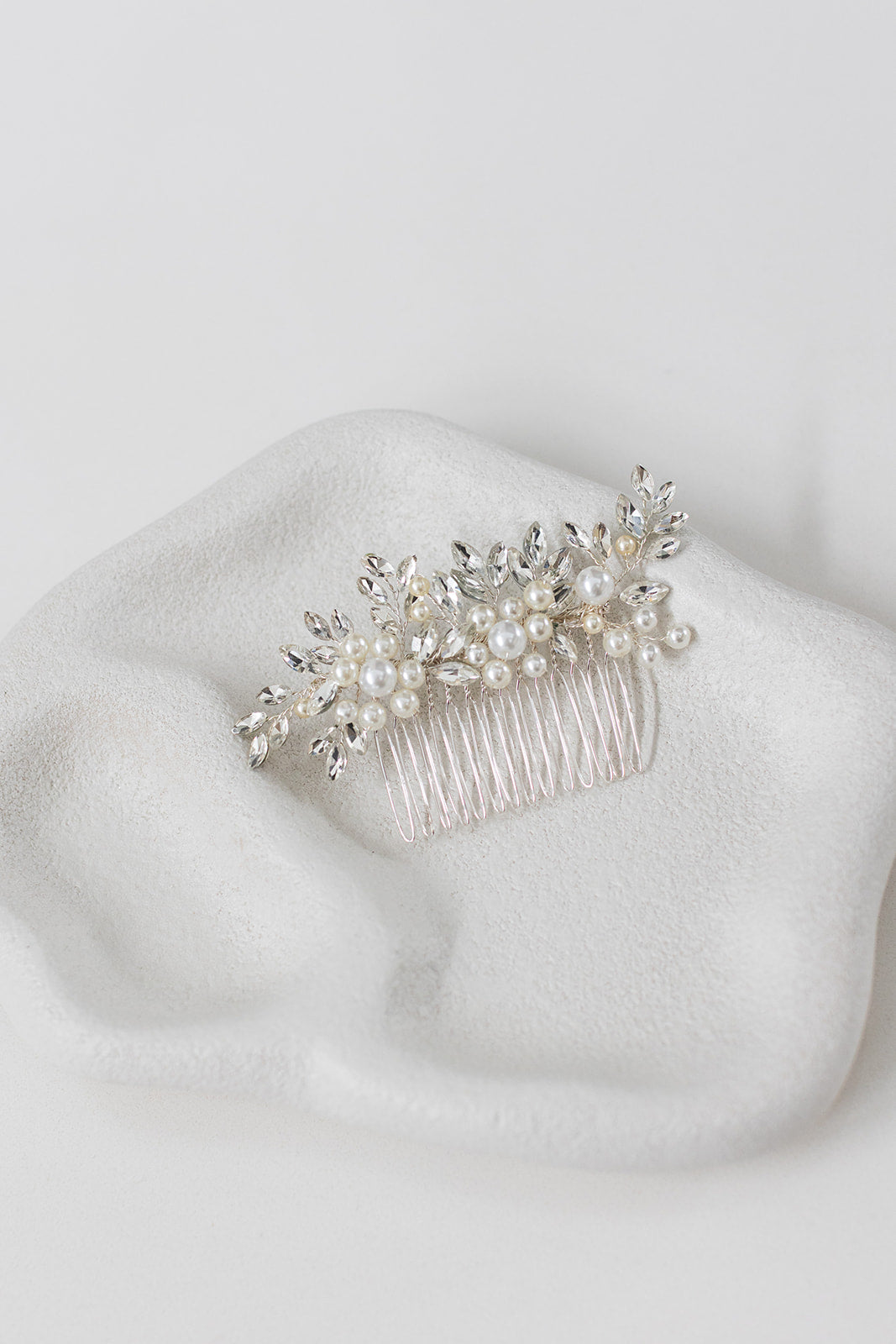 Buy Faye - Shimmering Crystal and Pearl Bridal Hair Comb online | The White Collection Australia