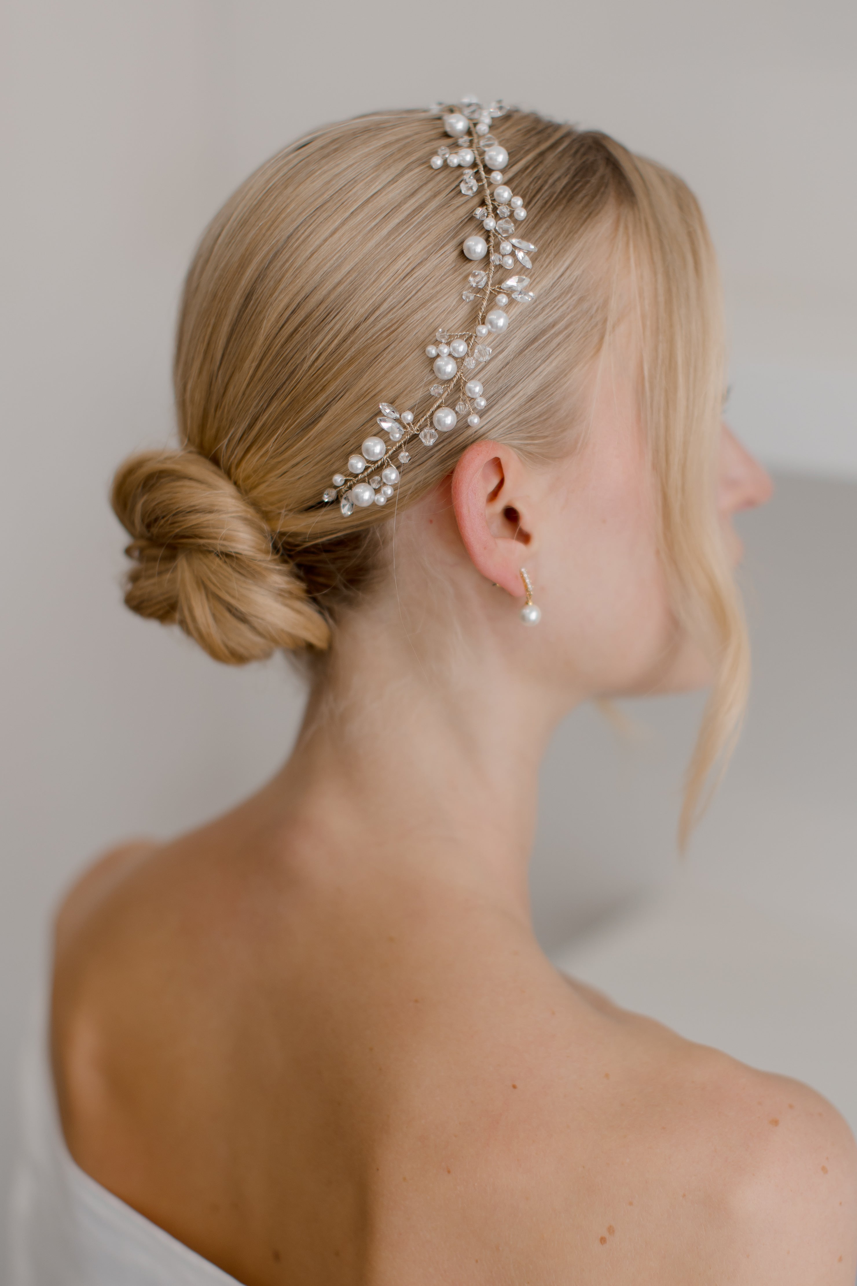 Buy Cleo Pearl & Crystal Bridal Hair Vine online | The White Collection Australia