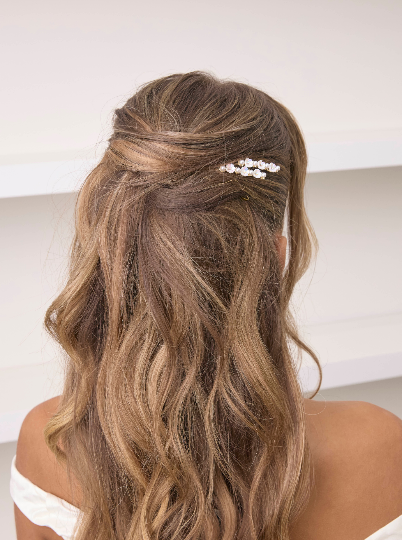 Fifi - Floral and Pearl Hair Pins