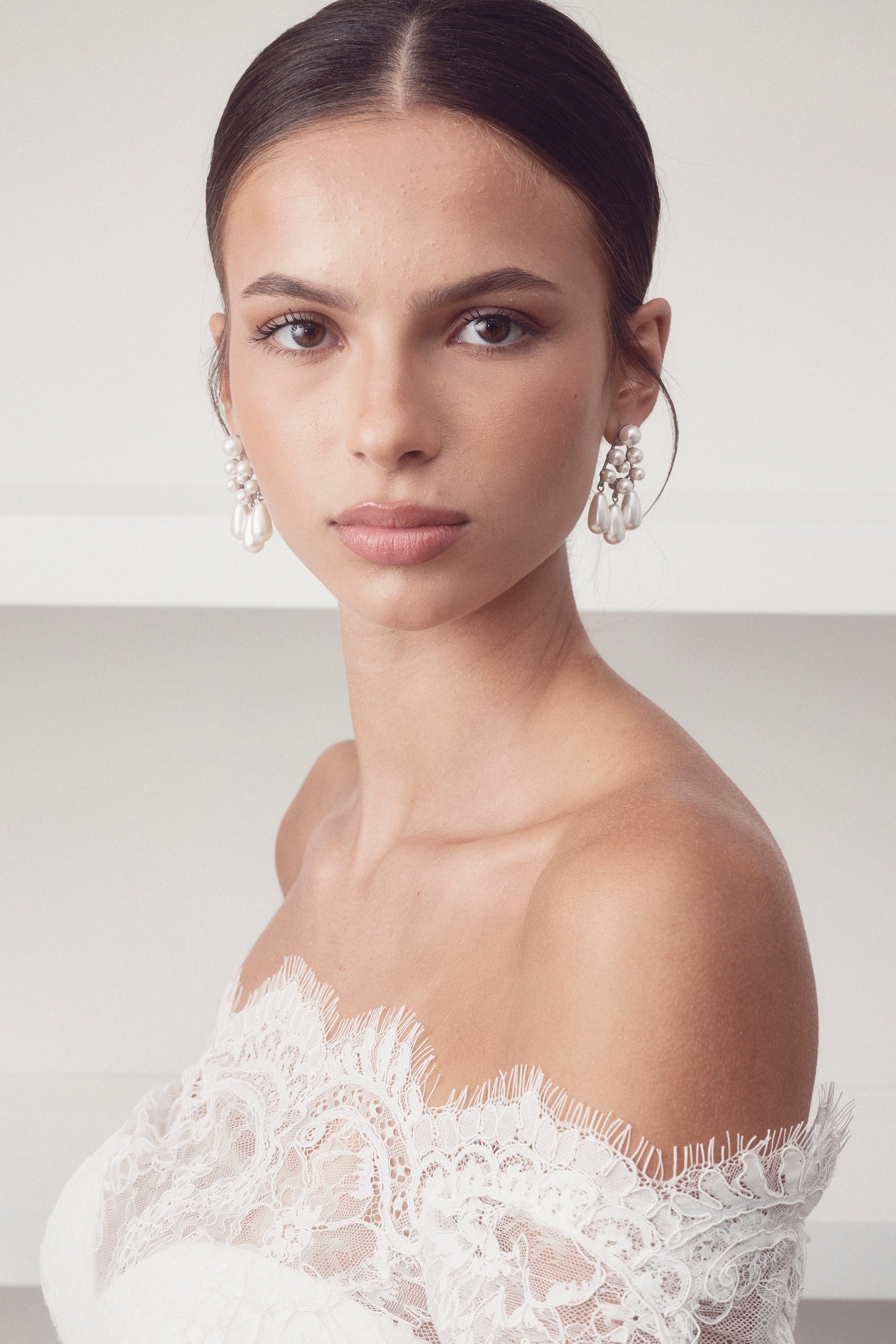Buy Elizabeth Bower - Pearlette Bauble - Rhodium Silver online | The White Collection Australia