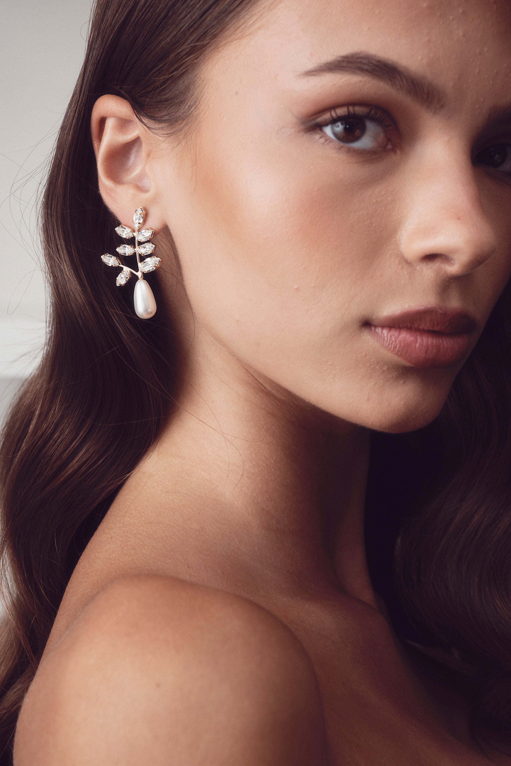 Elizabeth Bower - Eden Pearl & Crystal Mini Duet - Gold