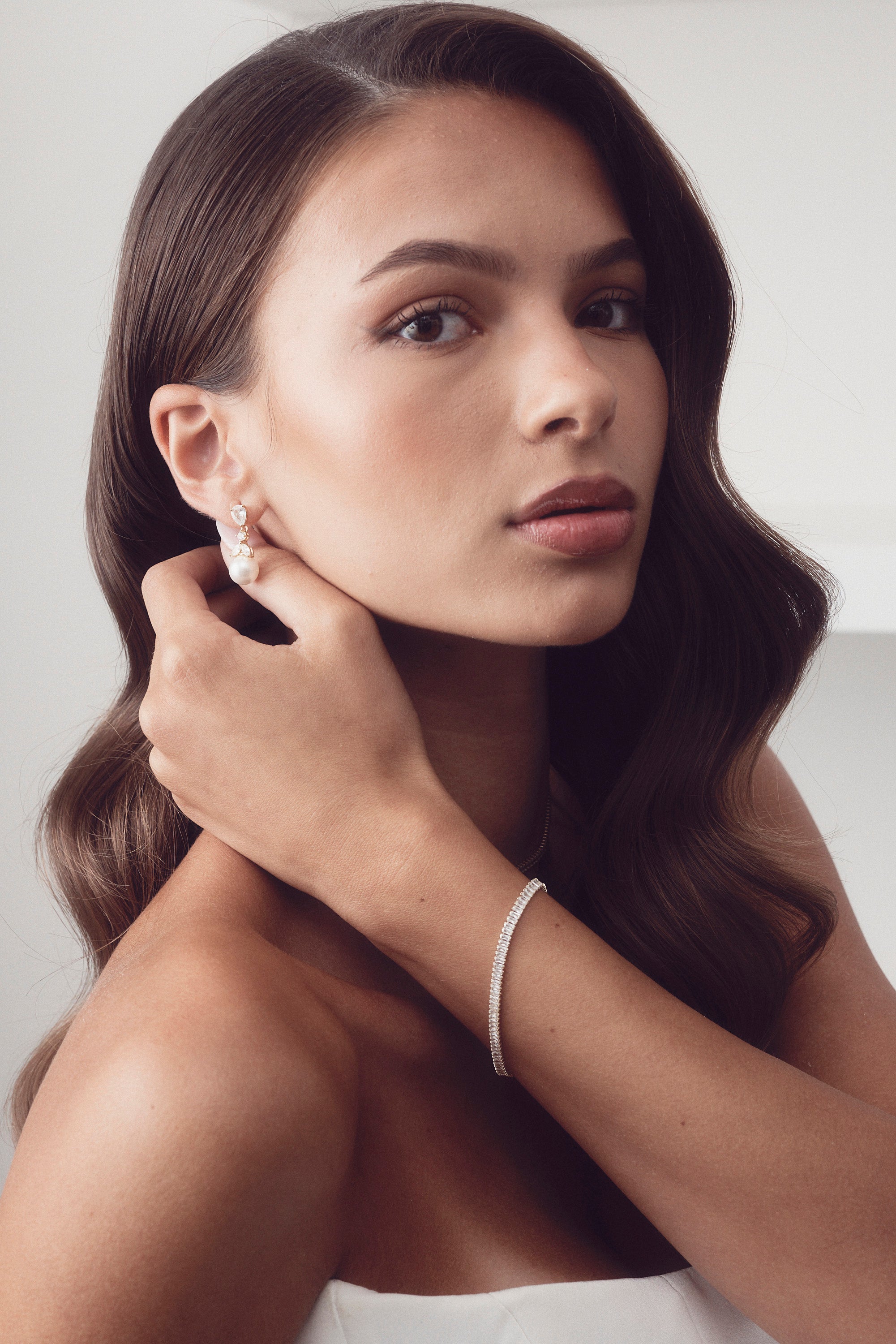 Sidney - Delicate Bridal Tennis Bracelet Baguette Crystals