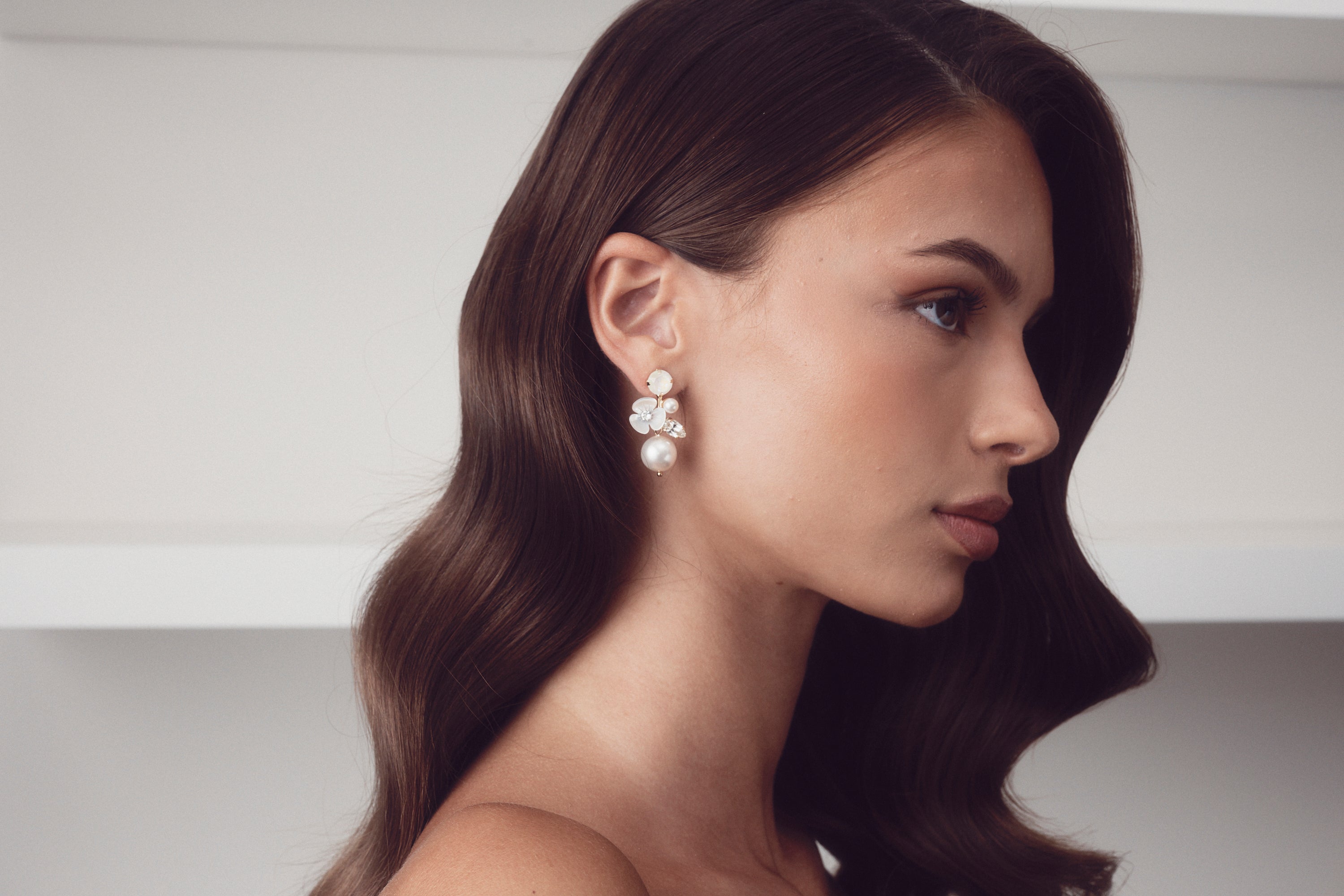 Buy Elizabeth Bower - Trillium Pearl & Crystal Bauble Drop - Gold online | The White Collection Australia