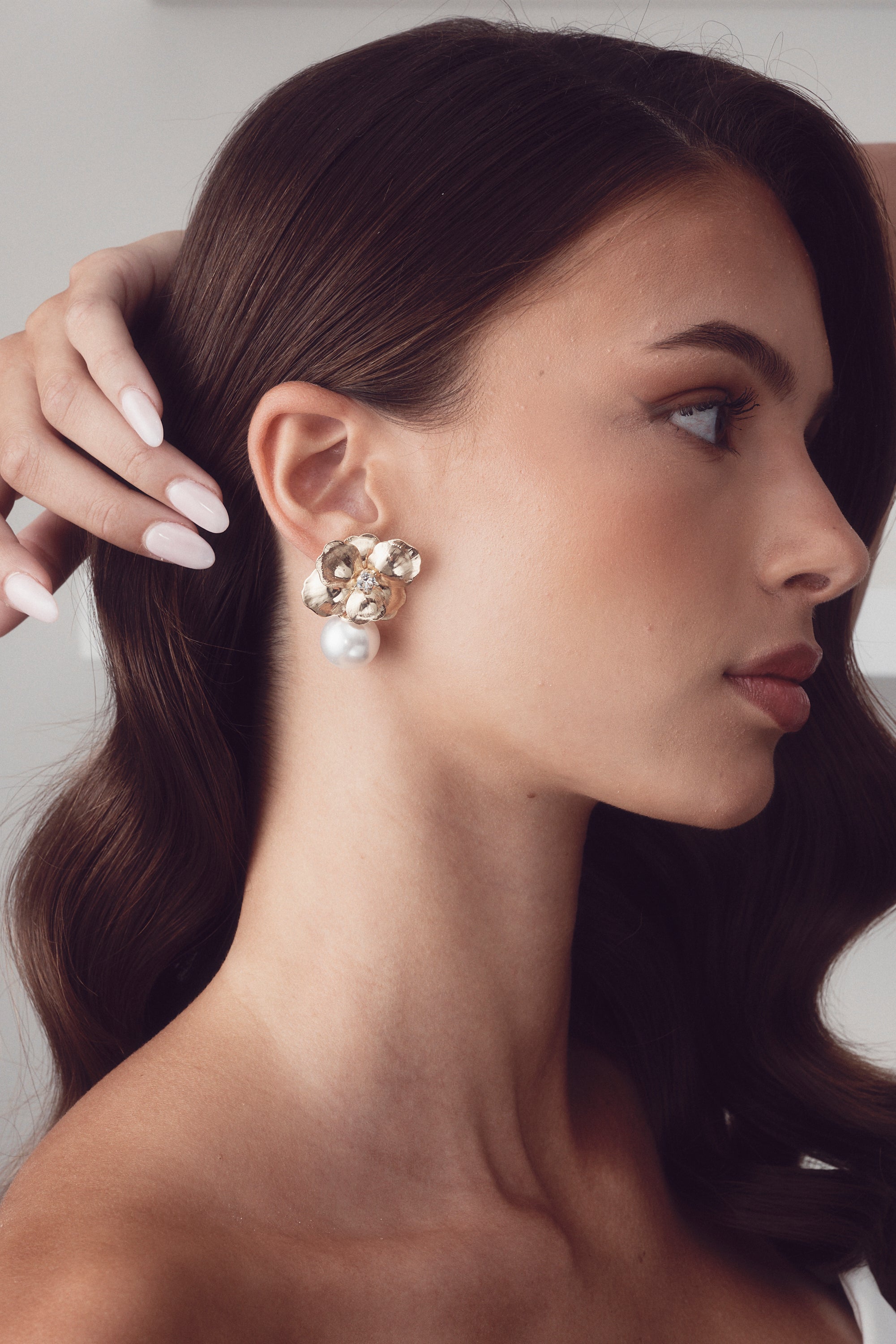 Buy Elizabeth Bower - Orchid Duet Flower Stud - Gold online | The White Collection Australia