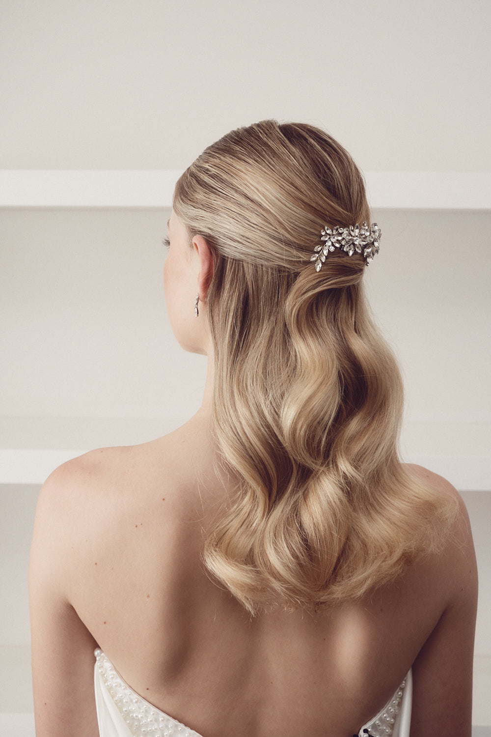 Buy Daisy - Sparkling Crystal Floral & Leaf Bridal Hair Comb online | The White Collection Australia