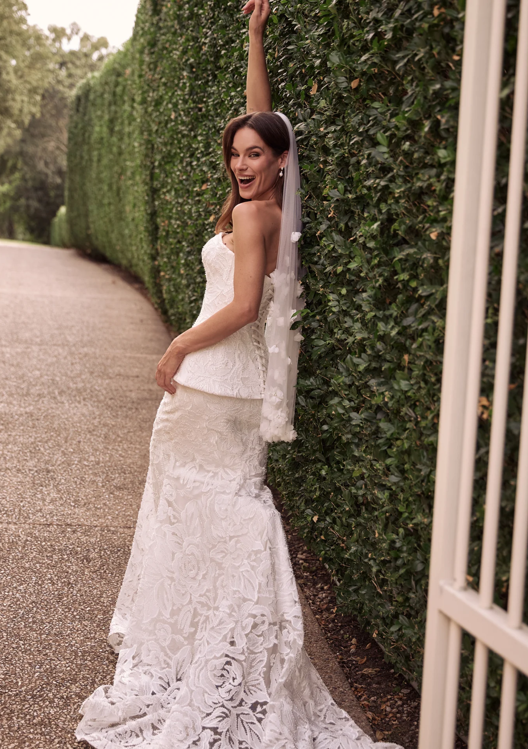Lola Knight - Rose - Ivory Flower Mid Length Wedding Veil