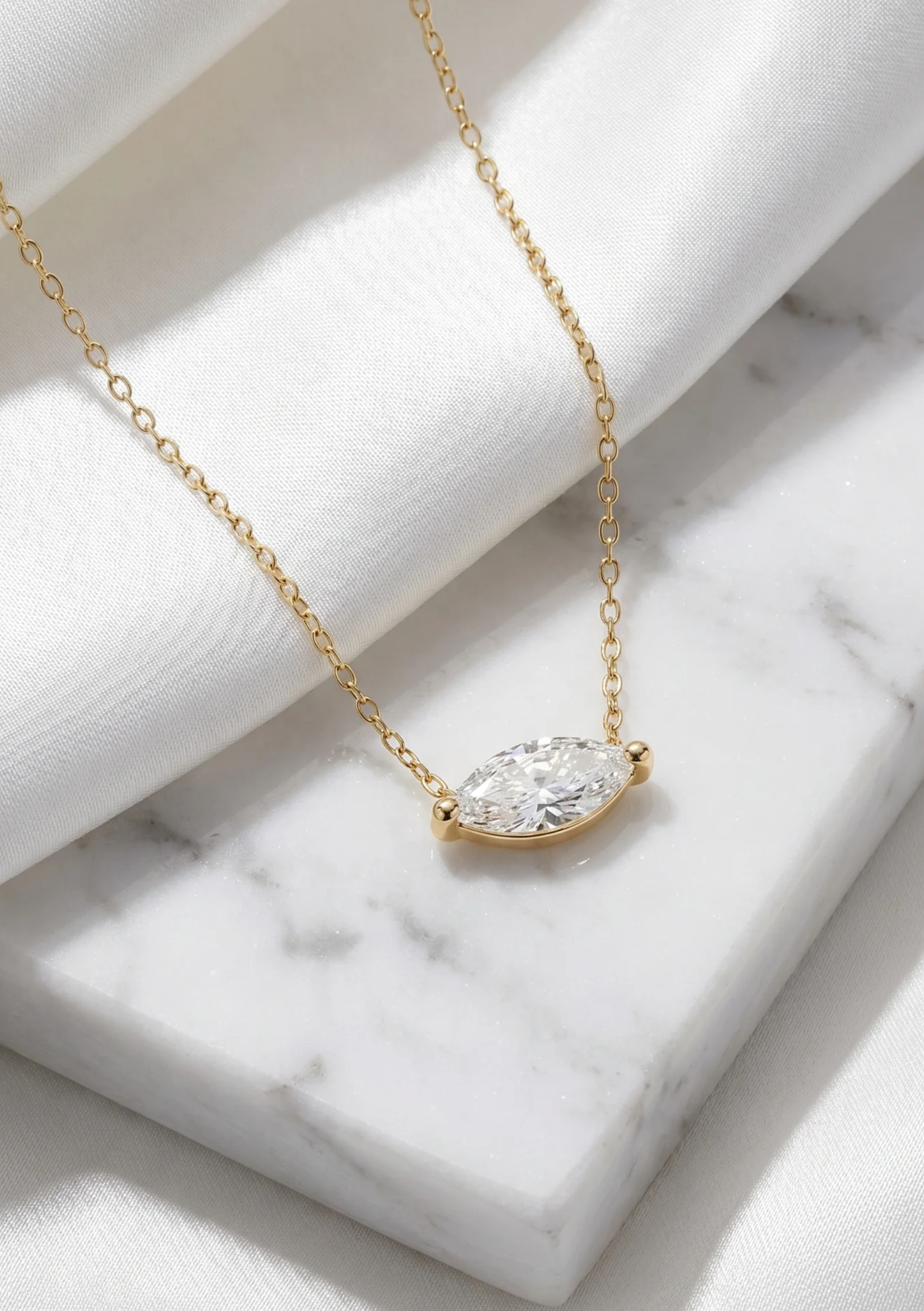 Lola Knight - Juniper Crystal Necklace - 18K Gold