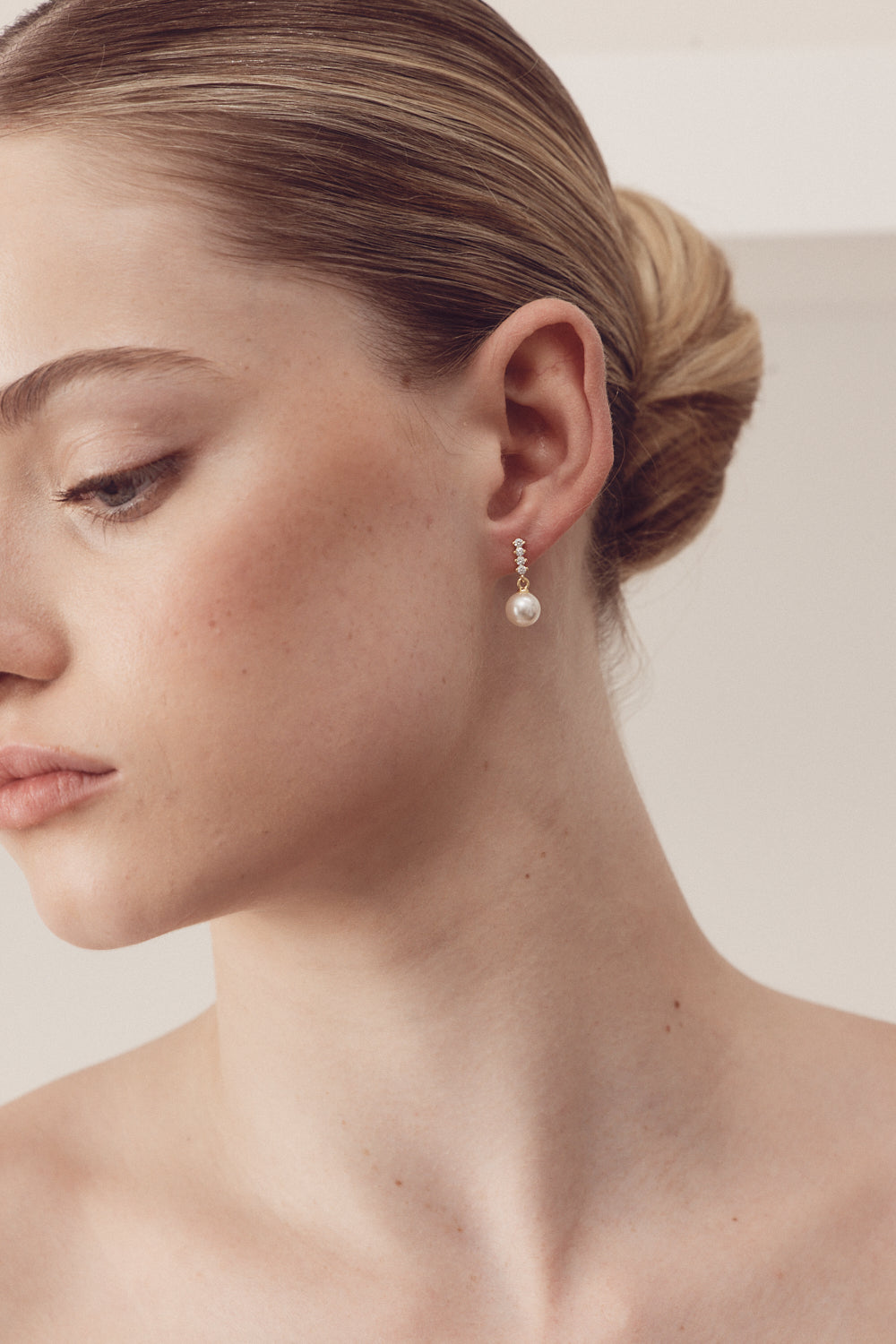 Buy Cynthia - Simple Classic Pearl Drop Bridal Earrings online | The White Collection Australia