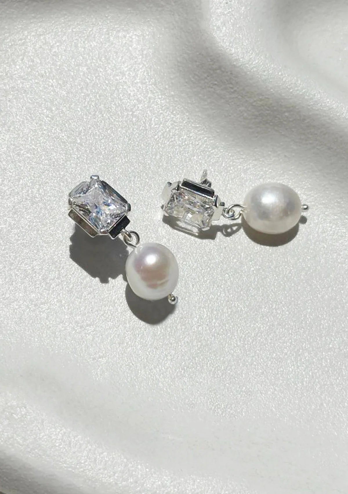 Buy Lola Knight - Adella - Crystal And Pearl Bridal Drop Earrings - Silver online | The White Collection Australia
